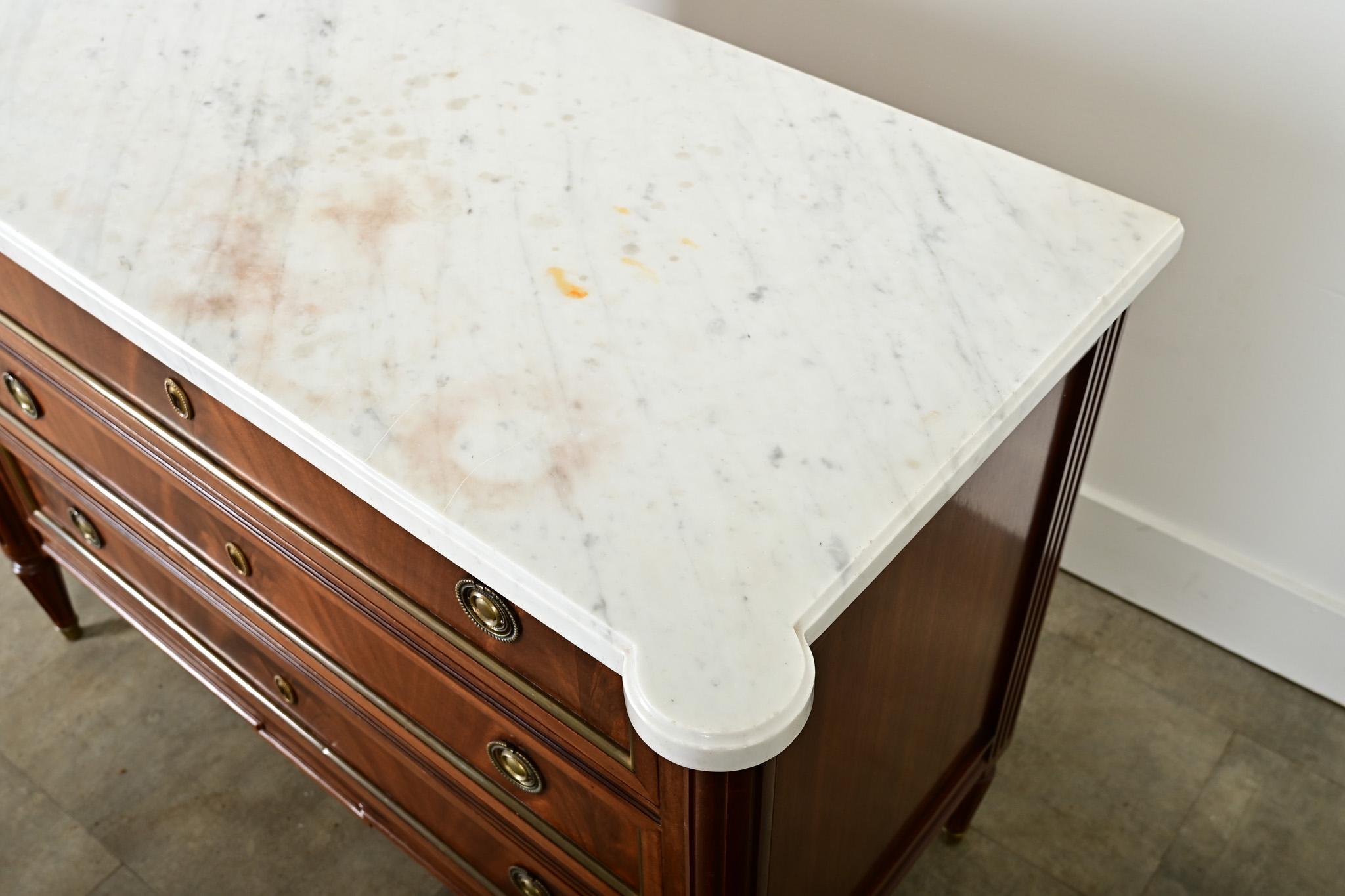 French 20th Century Louis XVI Style Commode For Sale 4