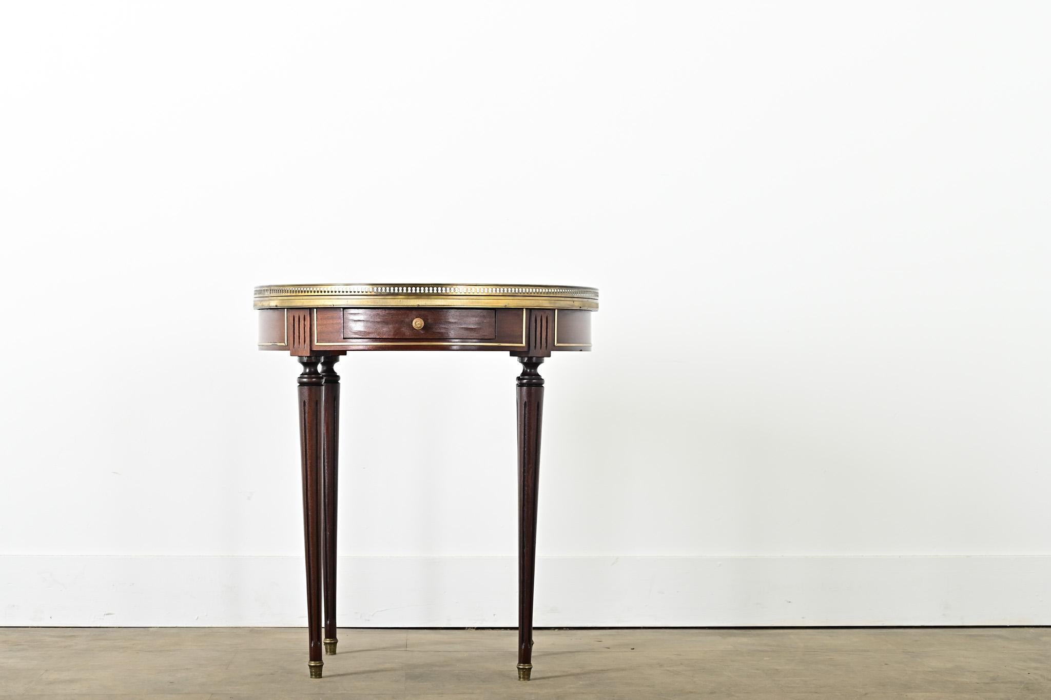 Carved French 20th Century Louis XVI Style Gueridon For Sale