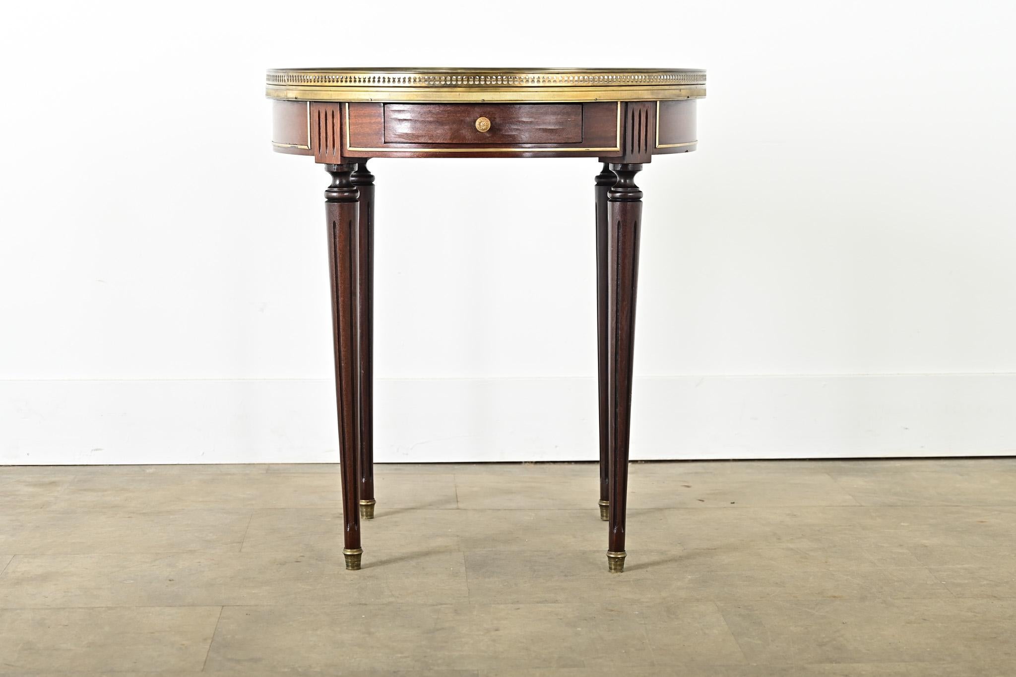 French 20th Century Louis XVI Style Gueridon In Good Condition For Sale In Baton Rouge, LA