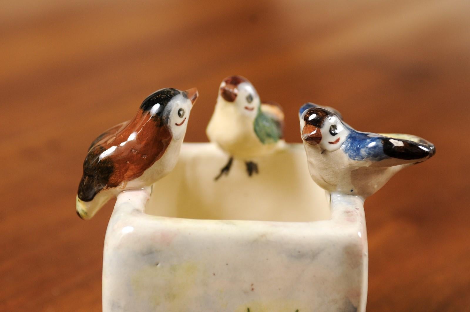 French 20th Century Majolica Decorative Container with Three Little Birds In Good Condition For Sale In Atlanta, GA