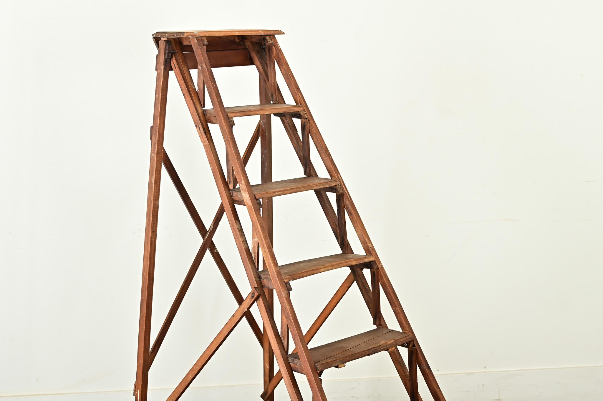 Other French 20th Century Oak Library Stairs For Sale