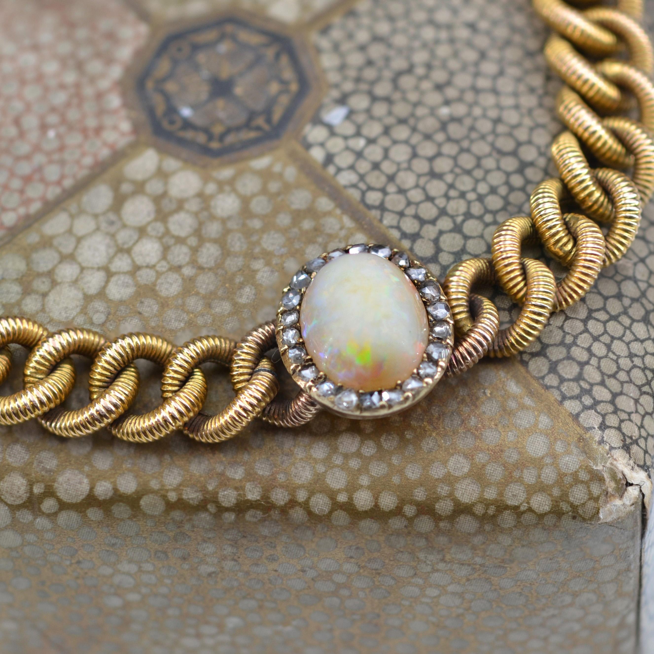 French 20th Century Opal Diamond 18 Karat yellow Gold Antique Curb Bracelet For Sale 1