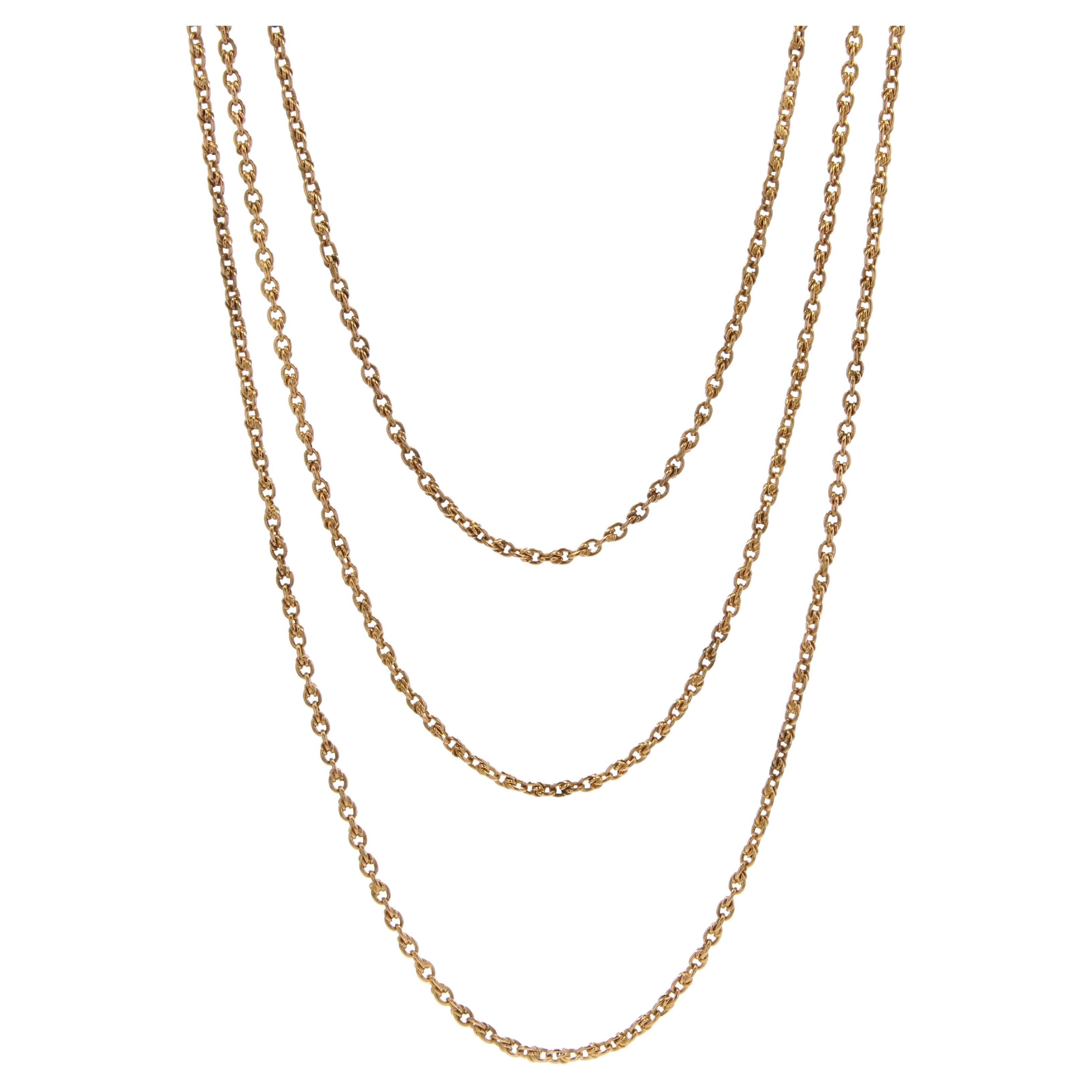 French 20th Century Oval Mesh 18 Karat Yellow Gold Long Necklace