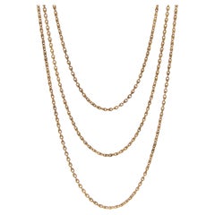 Collar largo francés de malla ovalada del siglo XX en oro amarillo de 18 quilates