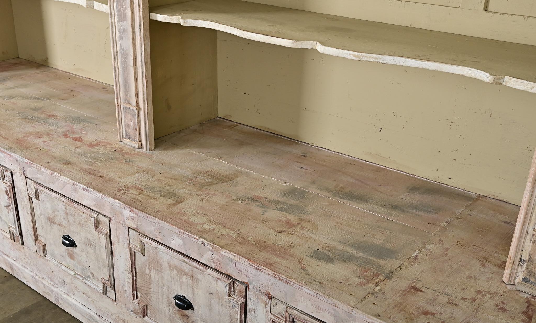 French 20th Century Painted Bookcase Madera en venta