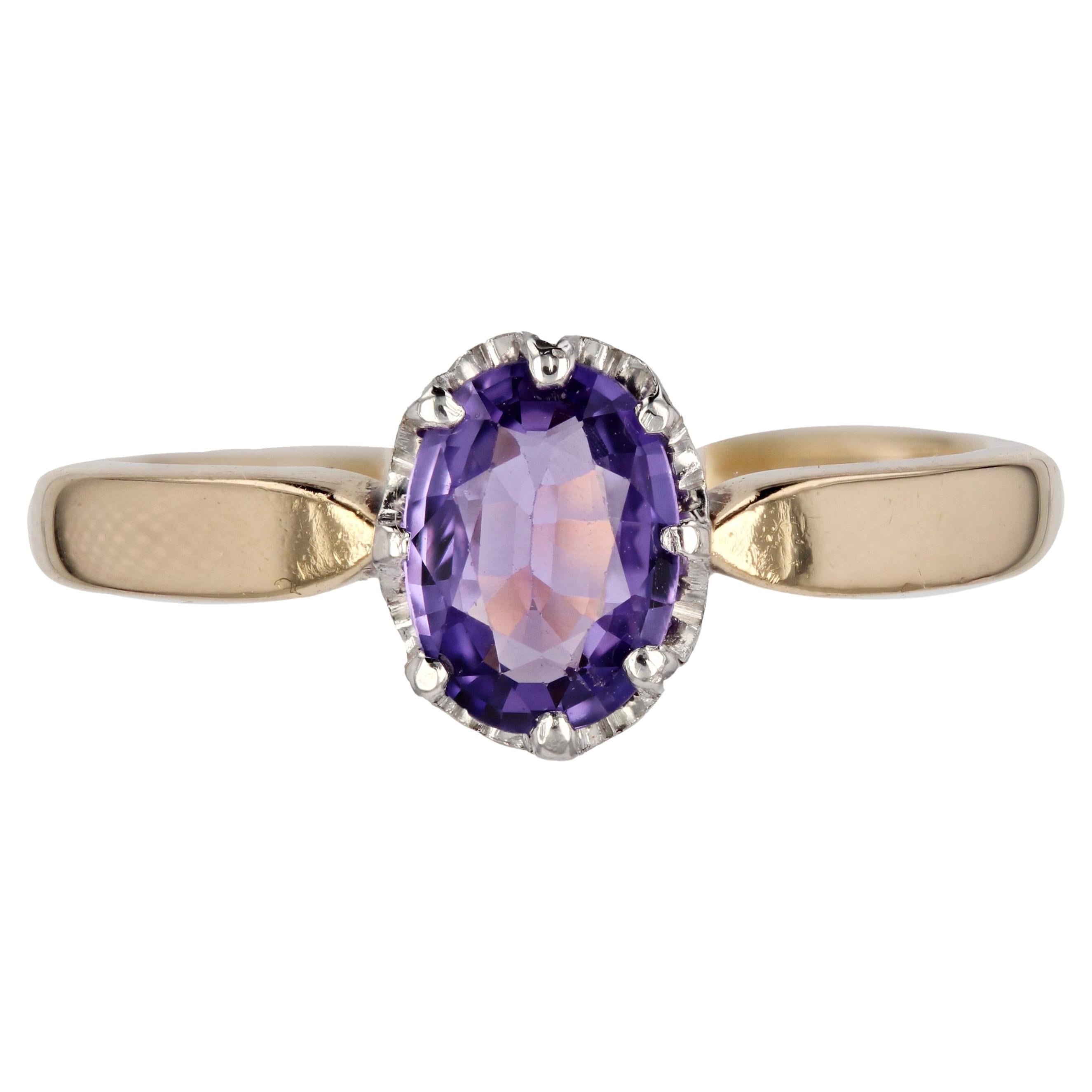 French 20th Century Purple Sapphire 18 Karat Yellow White Gold Solitaire Ring For Sale