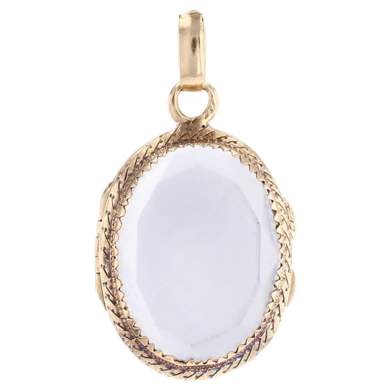 French 20th Century Rock Crystal 18 Karat Yellow Gold Locket Pendant