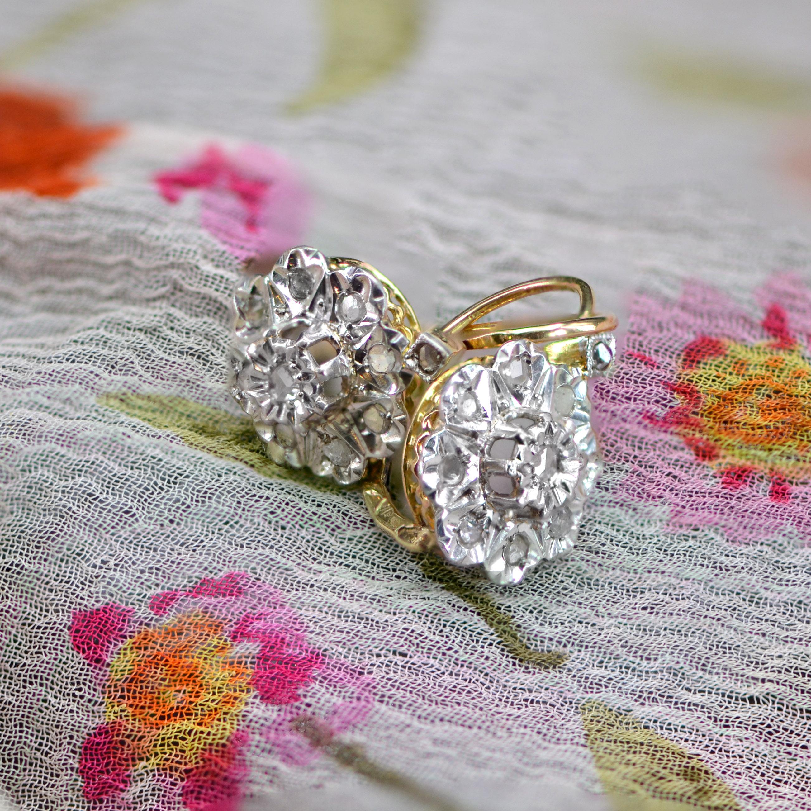 French, 20th Century Rose Cut Diamonds Daisy Shaped Lever Back Earrings For Sale 2