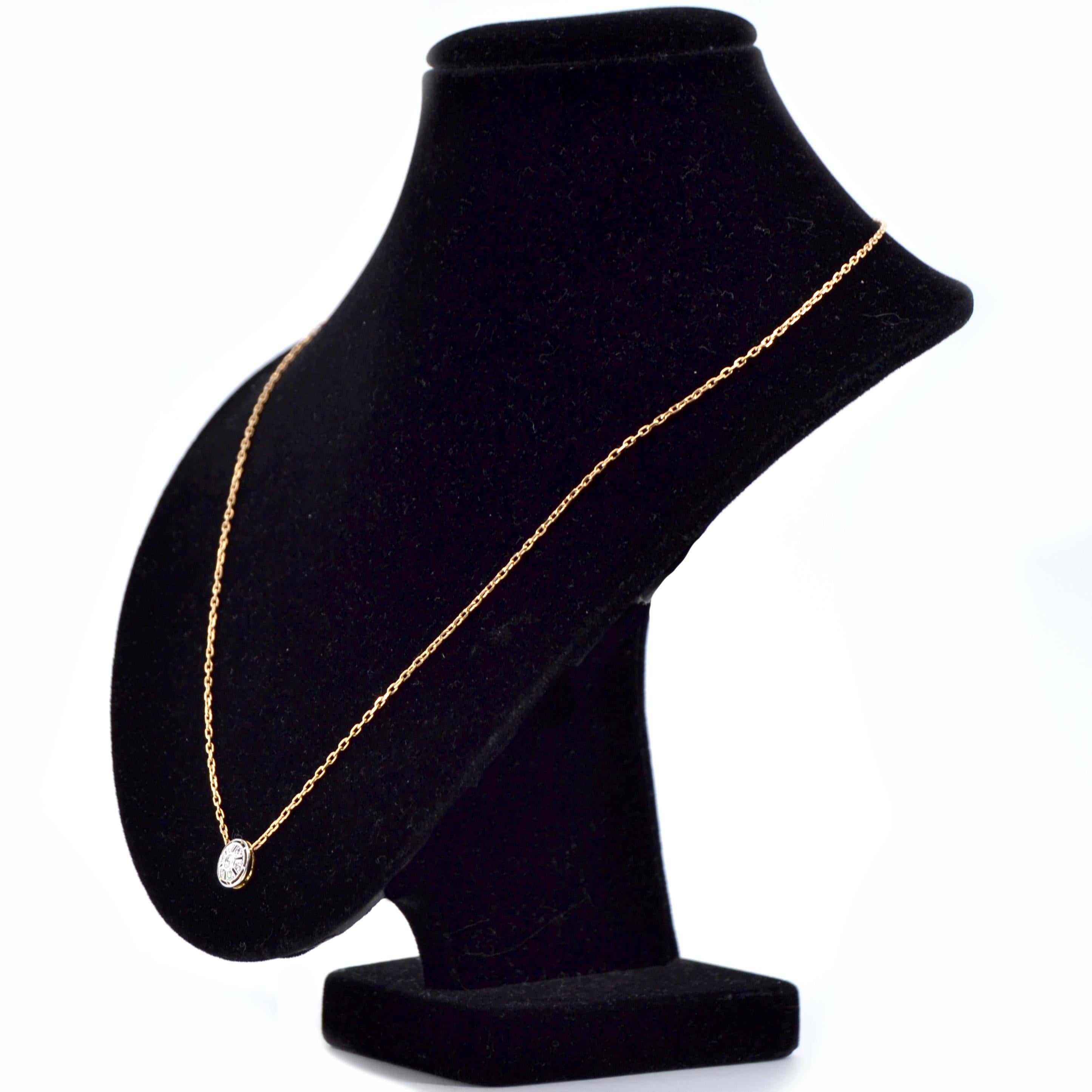 Women's French 20th Century Round Diamond Pattern 18 Karat Yellow Gold Chain For Sale
