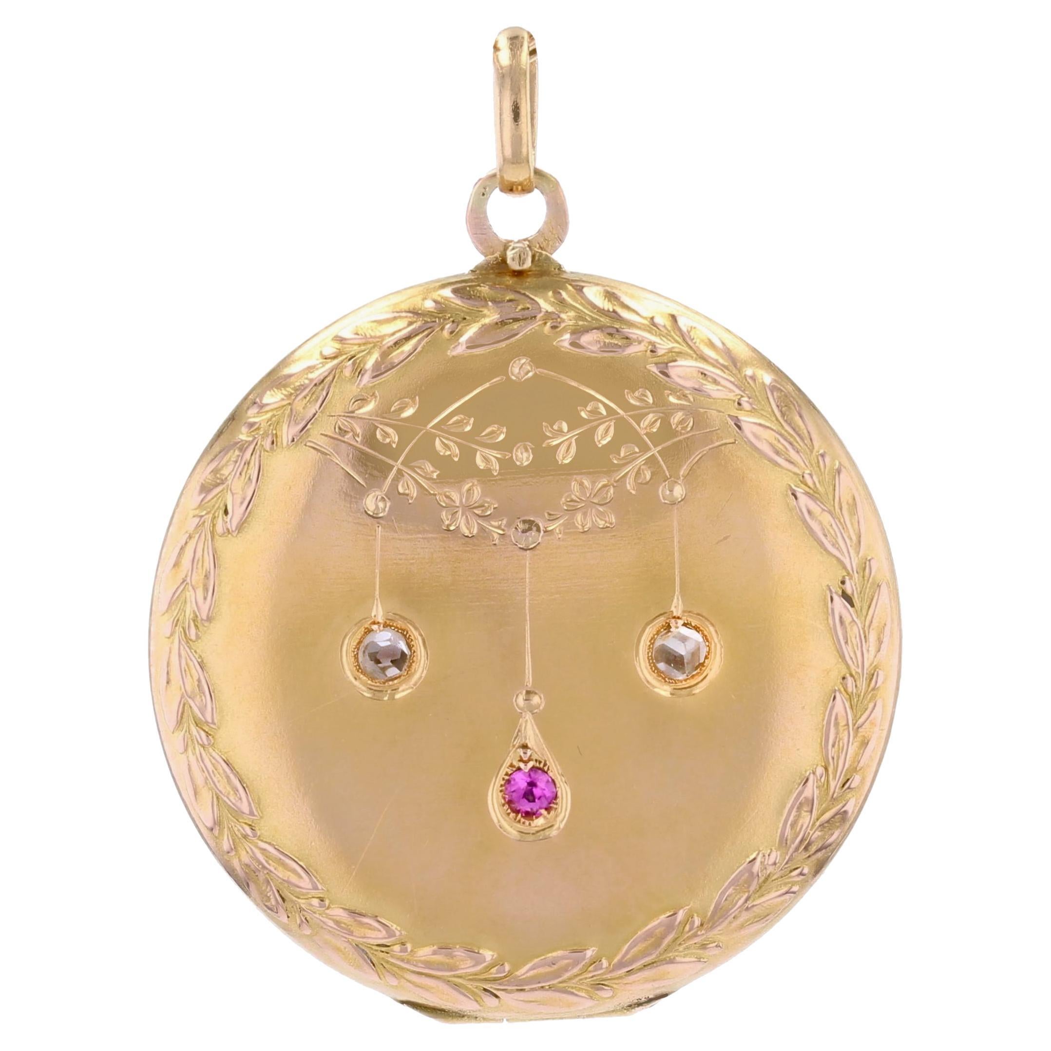 French 20th Century Ruby Diamonds 18 Karat Yellow Gold Round Locket Pendant