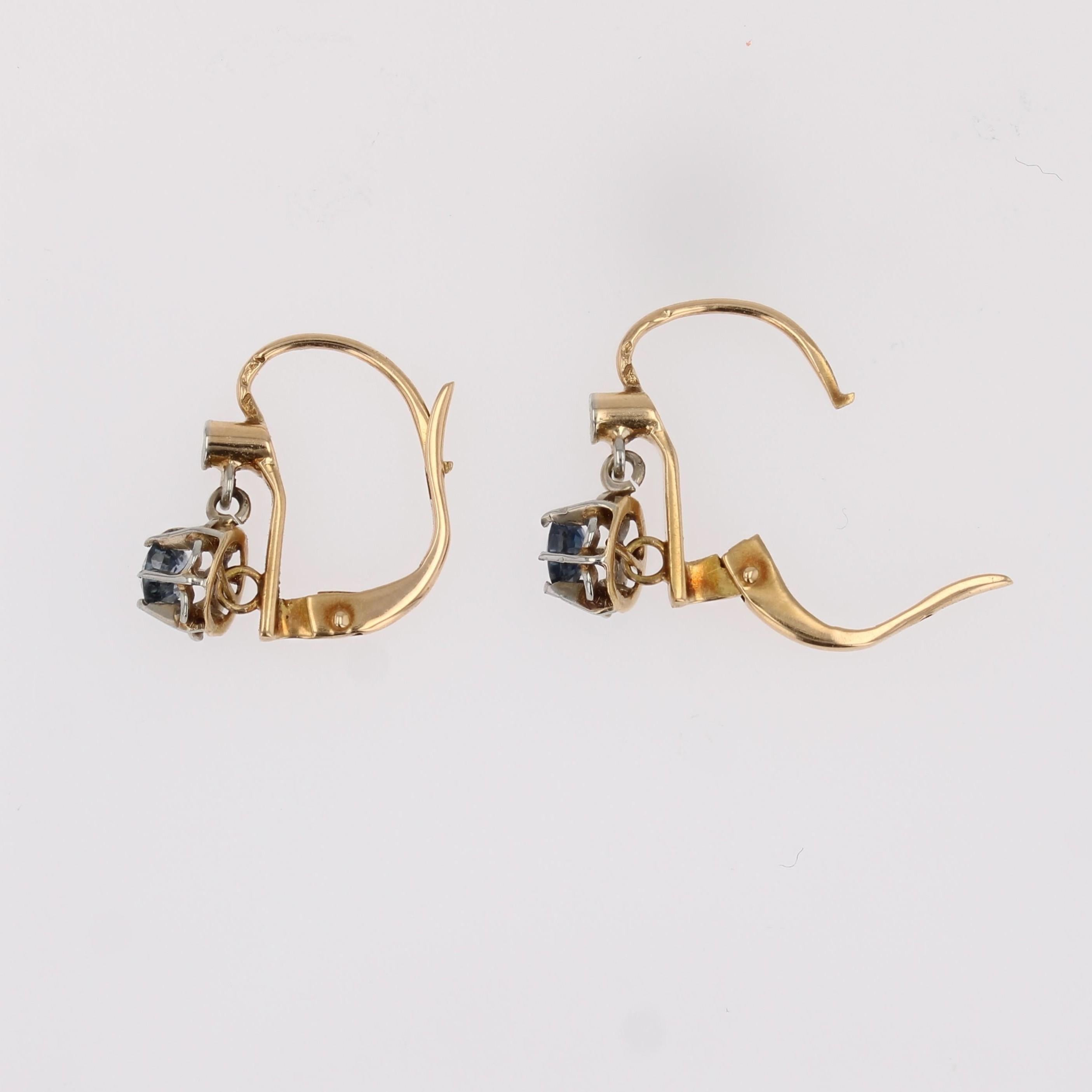 French 20th Century Sapphire 18 Karat Yellow Gold Lever-Back Earrings For Sale 2