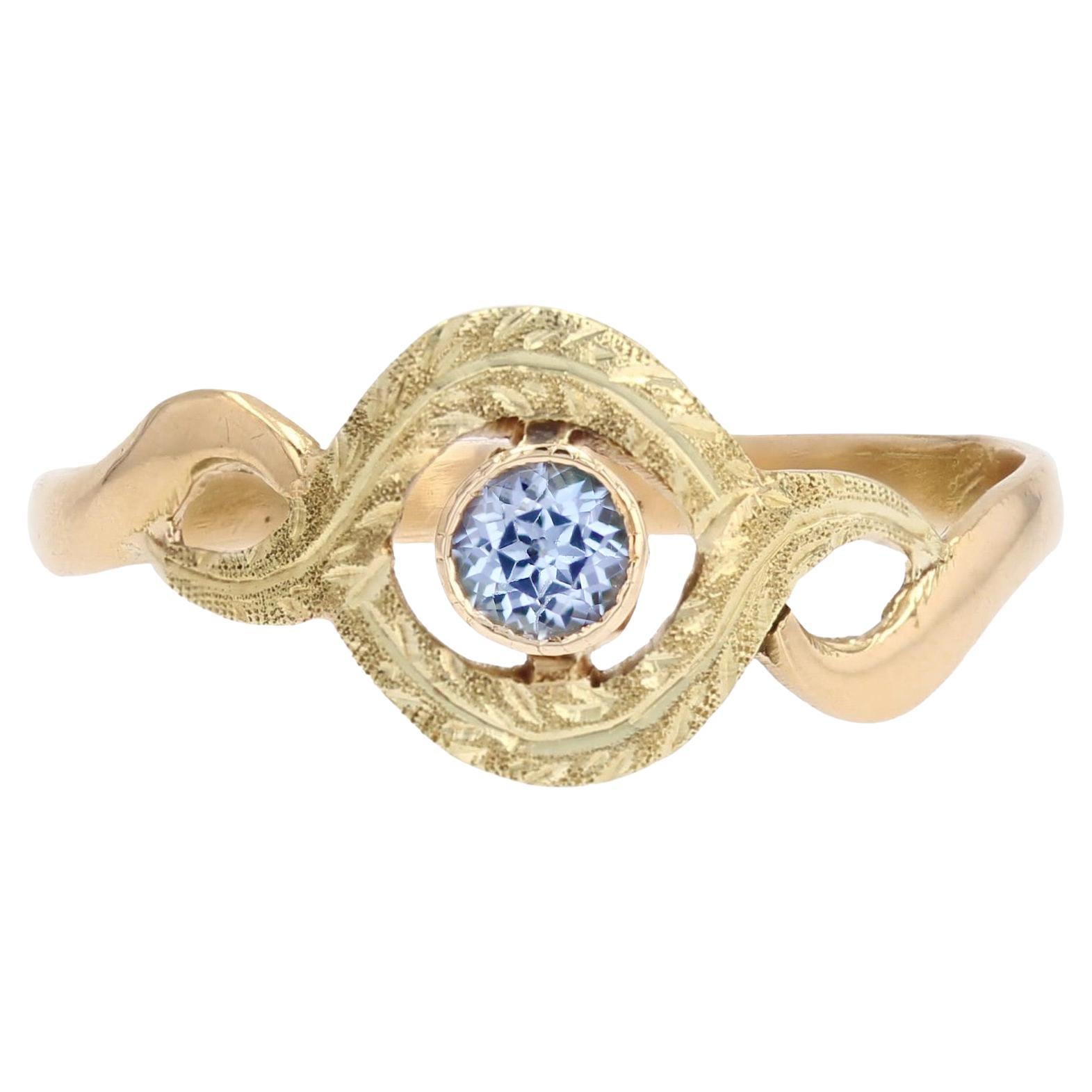 Anello con zaffiro in oro giallo 18 carati del XX secolo francese
