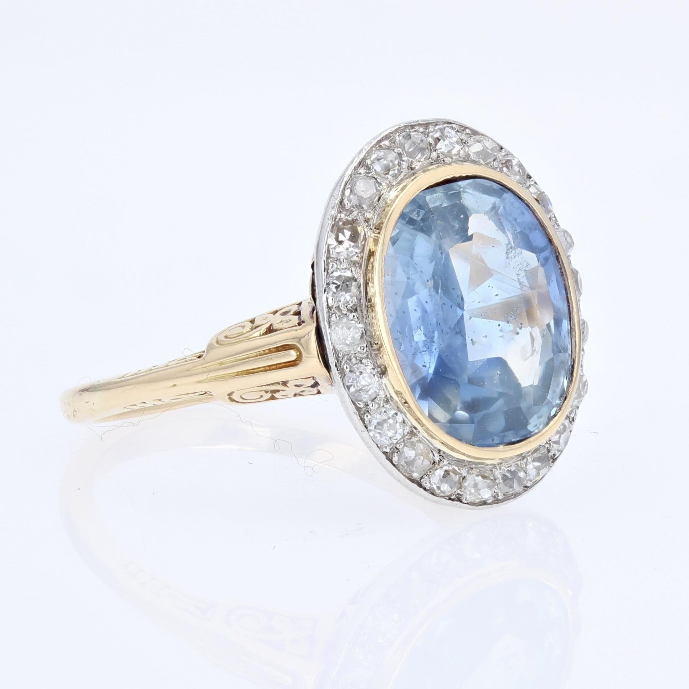 French 20th Century Sapphire Diamonds 18 Karat Yellow Gold Ring For Sale 5