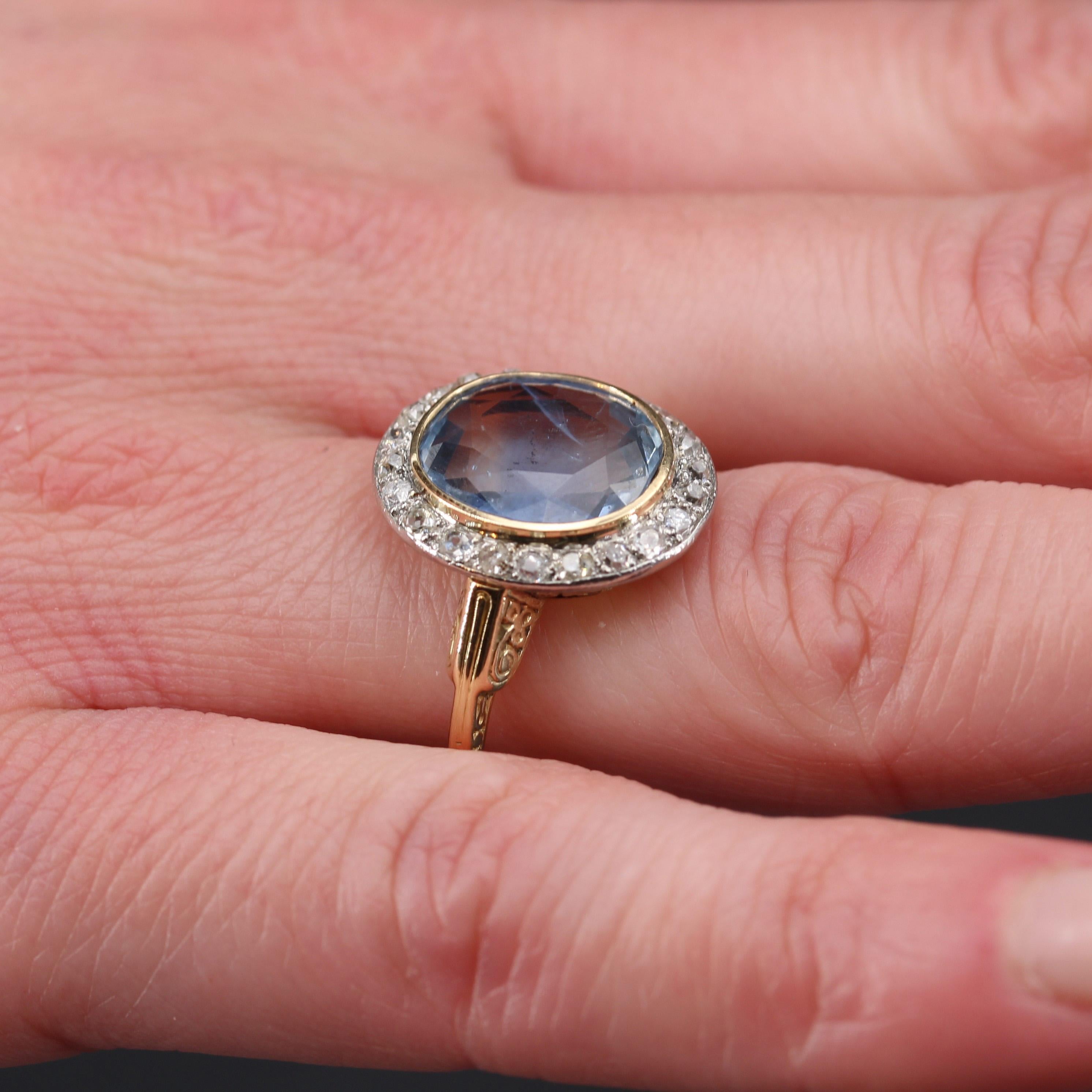French 20th Century Sapphire Diamonds 18 Karat Yellow Gold Ring For Sale 6