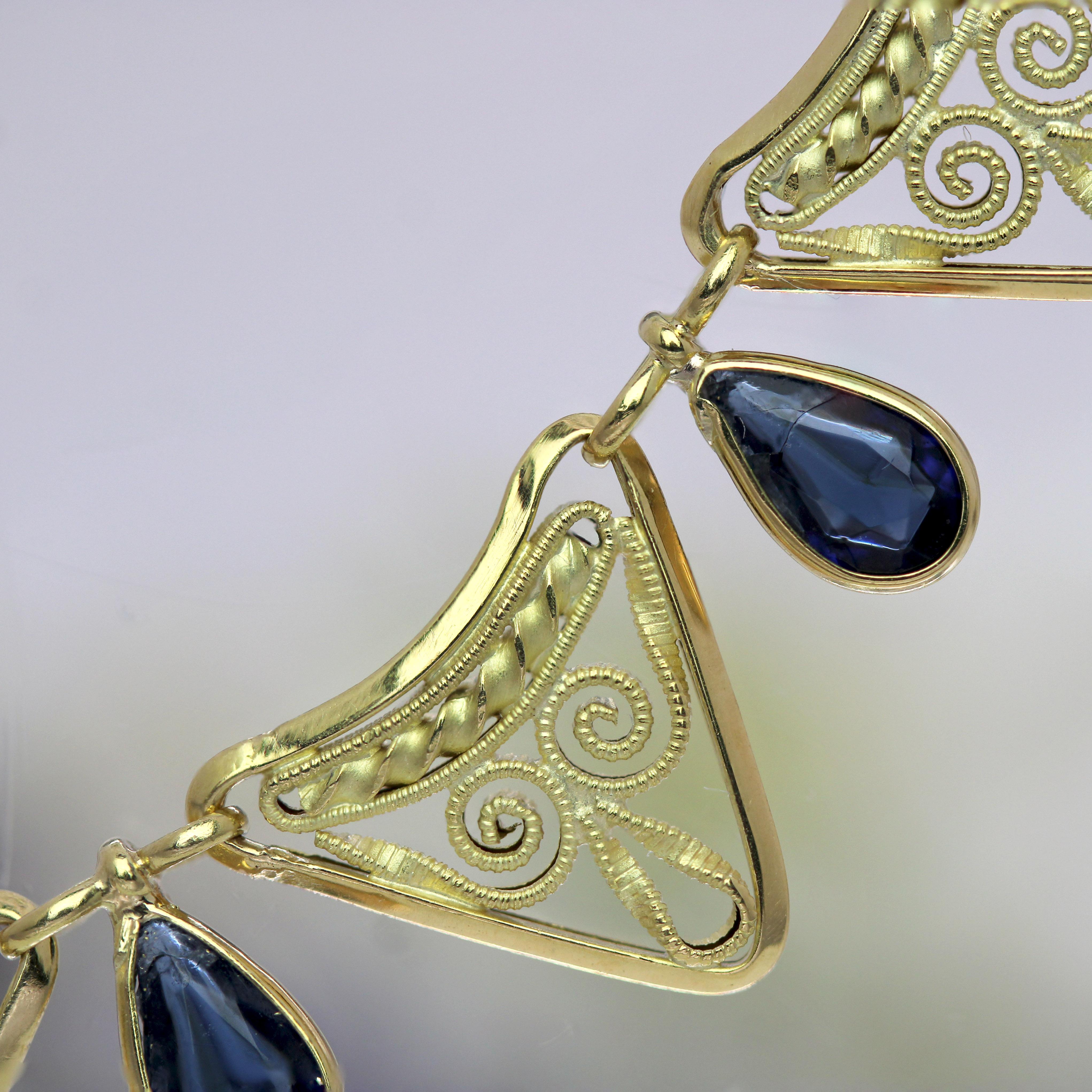 Collier Drapery en or jaune 18 carats et saphirs français du 20e siècle en vente 4