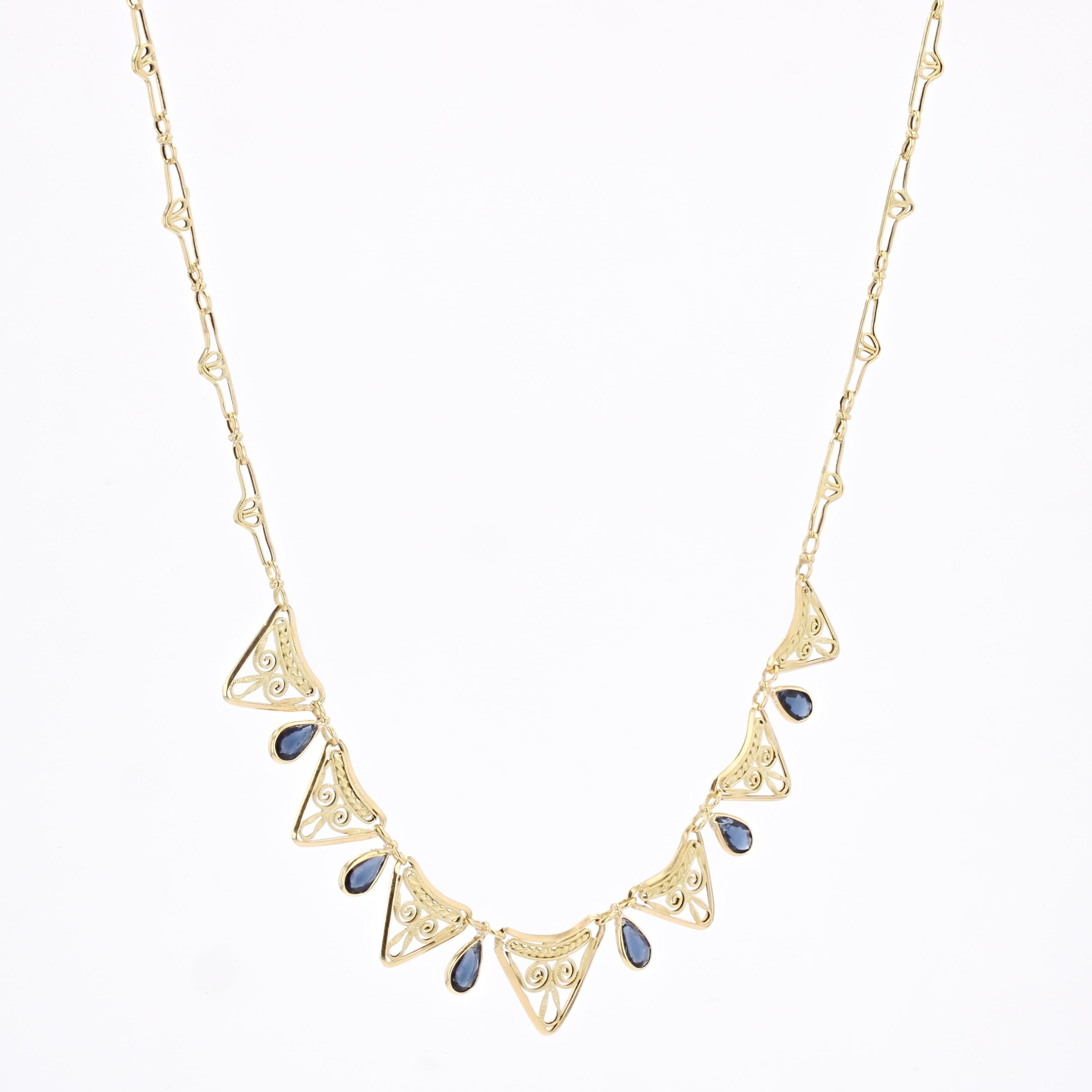 Taille poire Collier Drapery en or jaune 18 carats et saphirs français du 20e siècle en vente