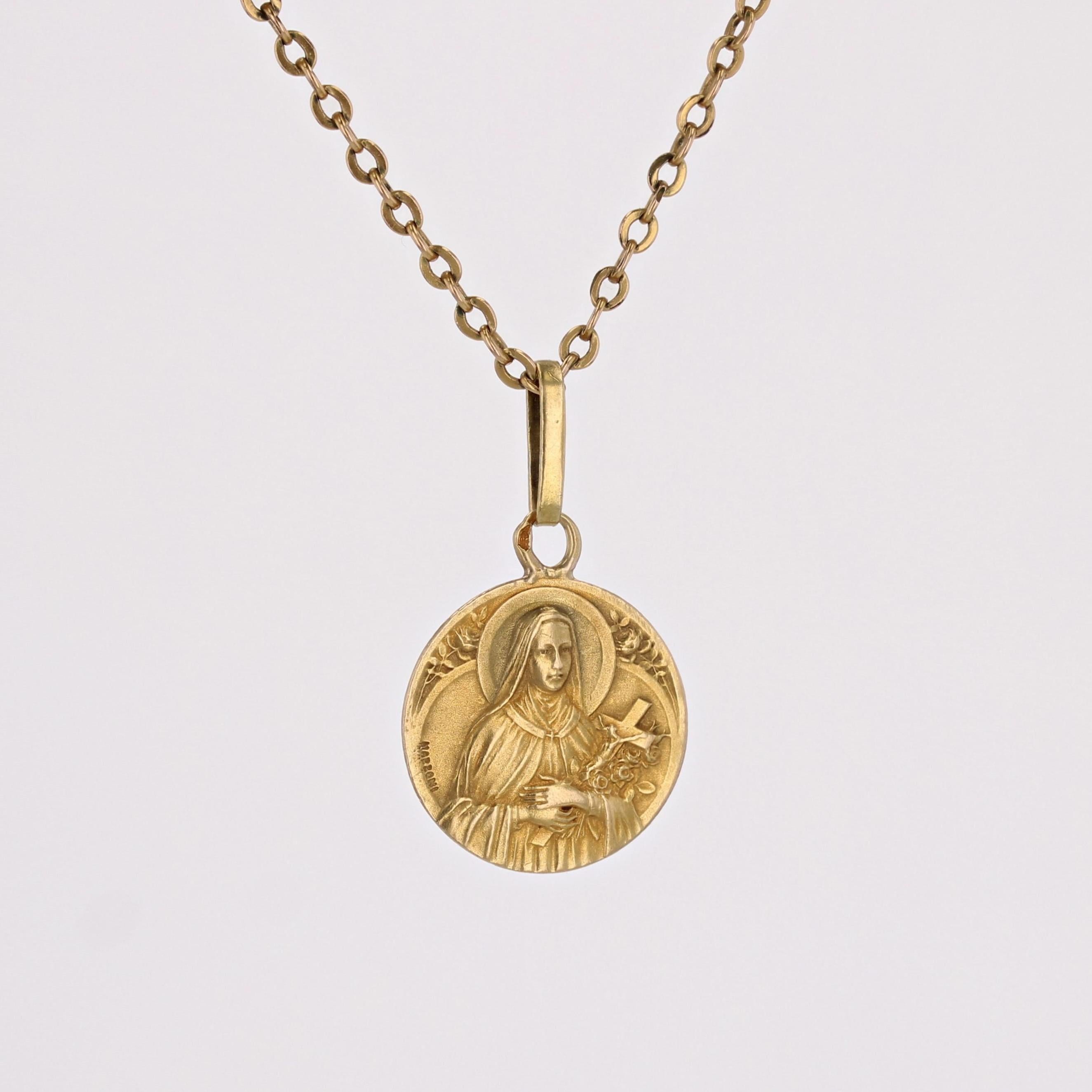 French 20th Century Signed Mazzoni 18 Karat Yellow Gold Saint Therese Medal 1