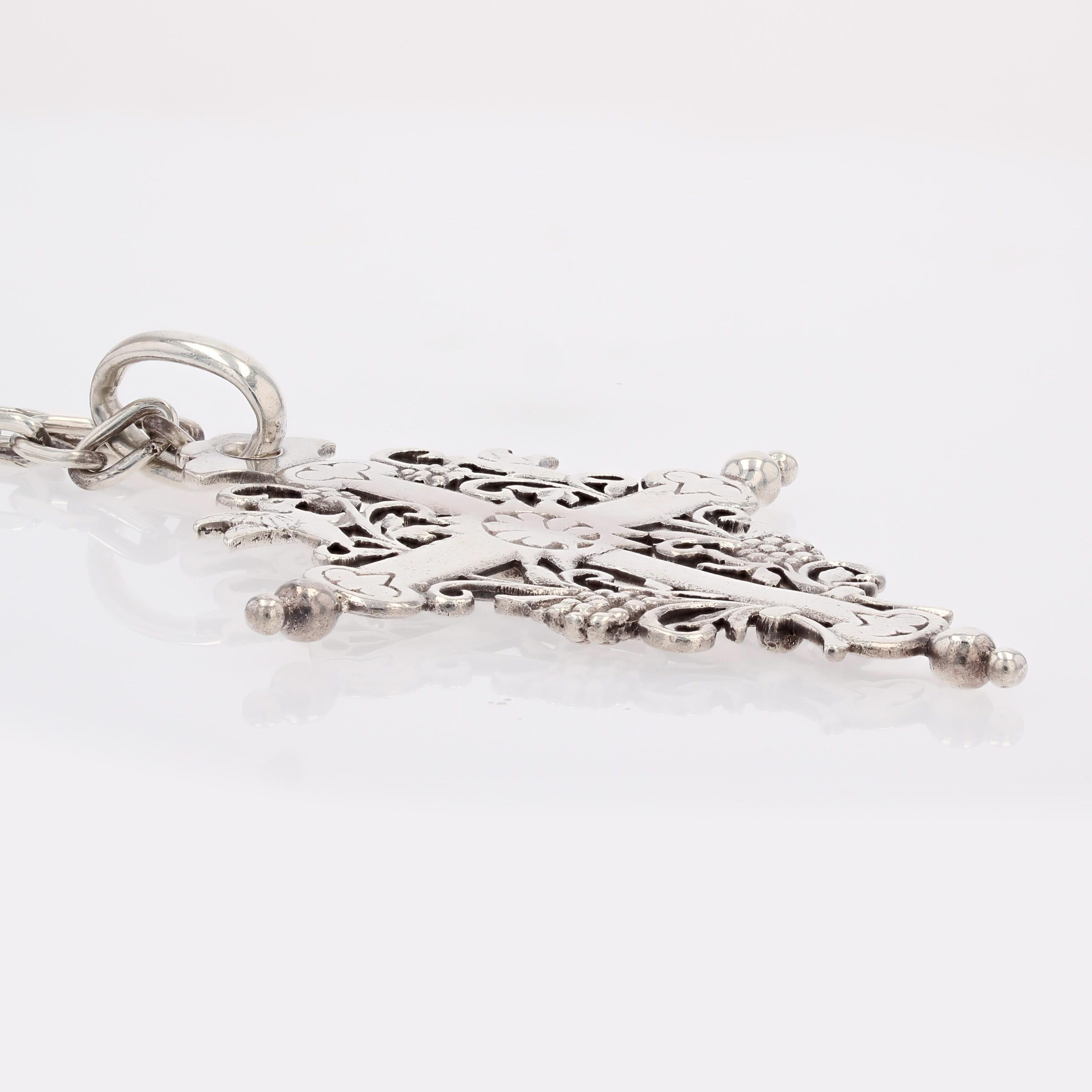 French 20th Century Silver Chain Regional Cross Pendant en vente 5