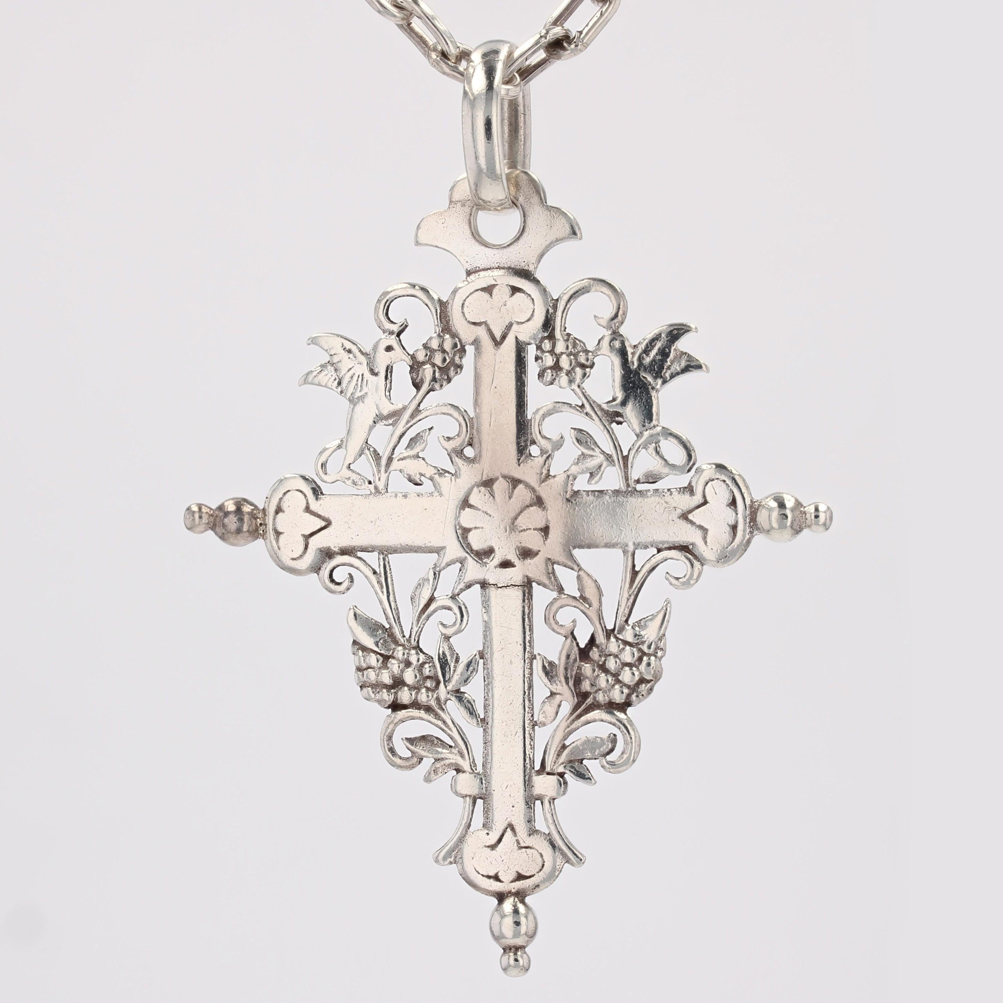 French 20th Century Silver Chain Regional Cross Pendant en vente 8