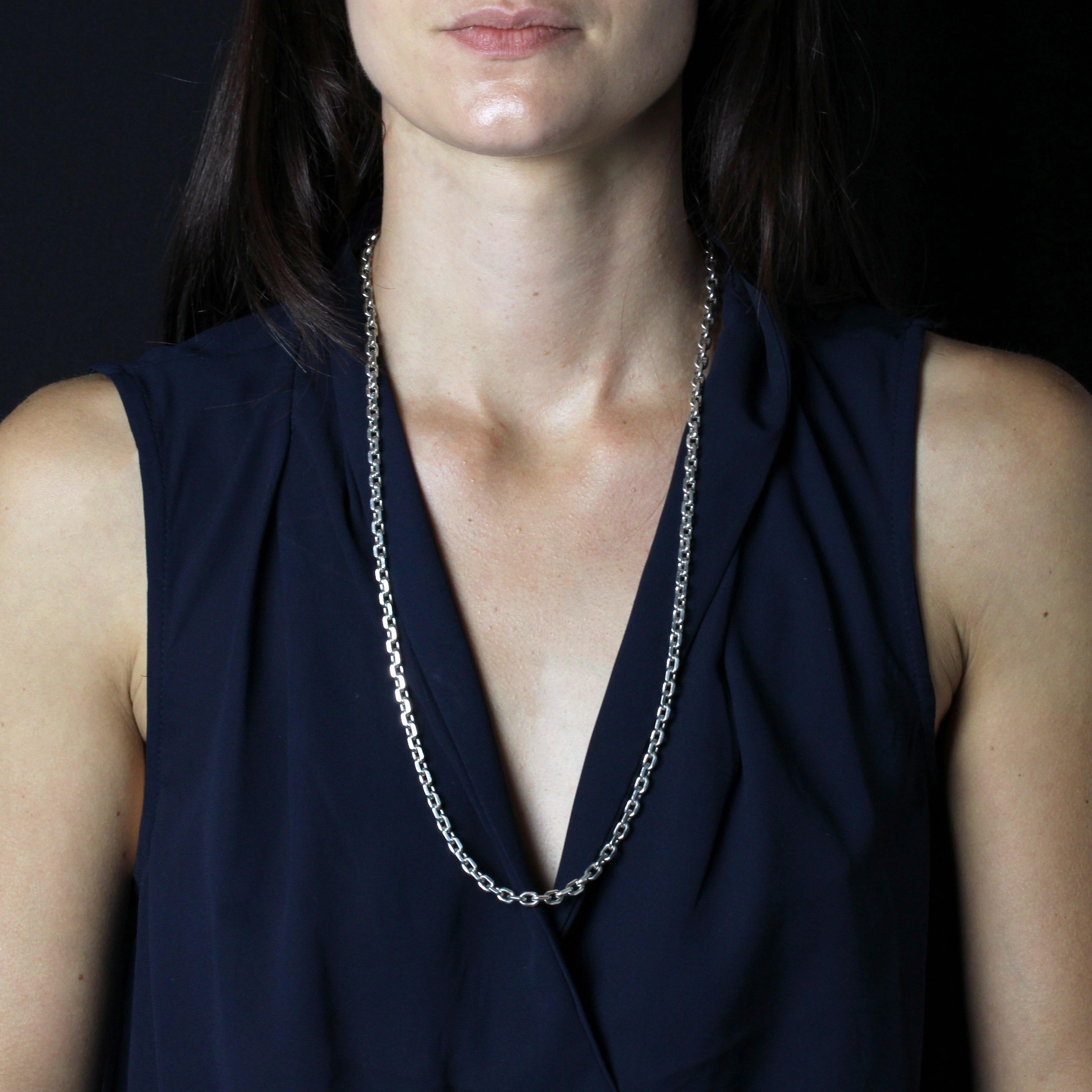 Donna French 20th Century Silver Long Chain Necklace in vendita