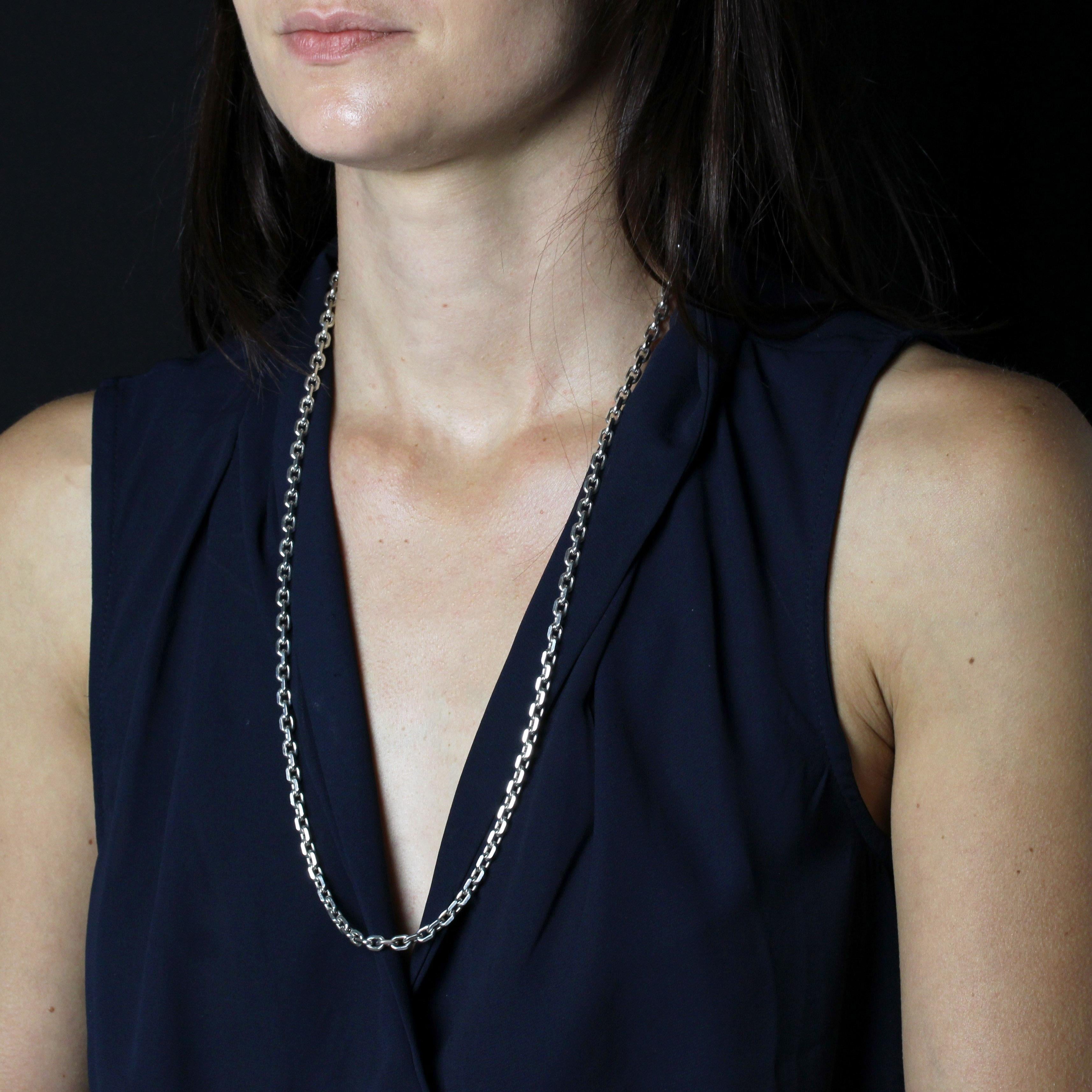 French 20th Century Silver Long Chain Necklace in vendita 1
