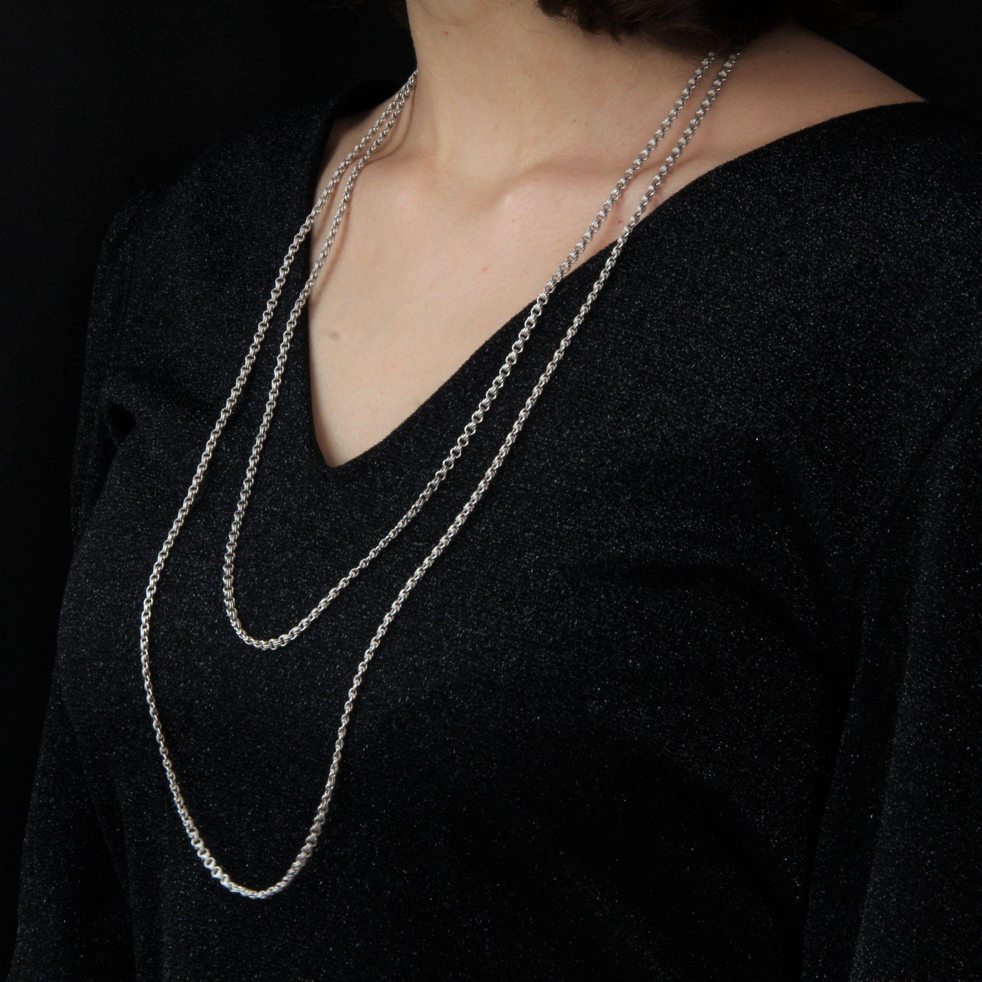 French 20th Century Silver Long Necklace In Excellent Condition For Sale In Poitiers, FR