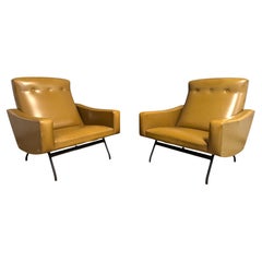 Coppia di poltrone Skai di Gilbert Steiner del Mid-Century Modern, Francia del XX secolo