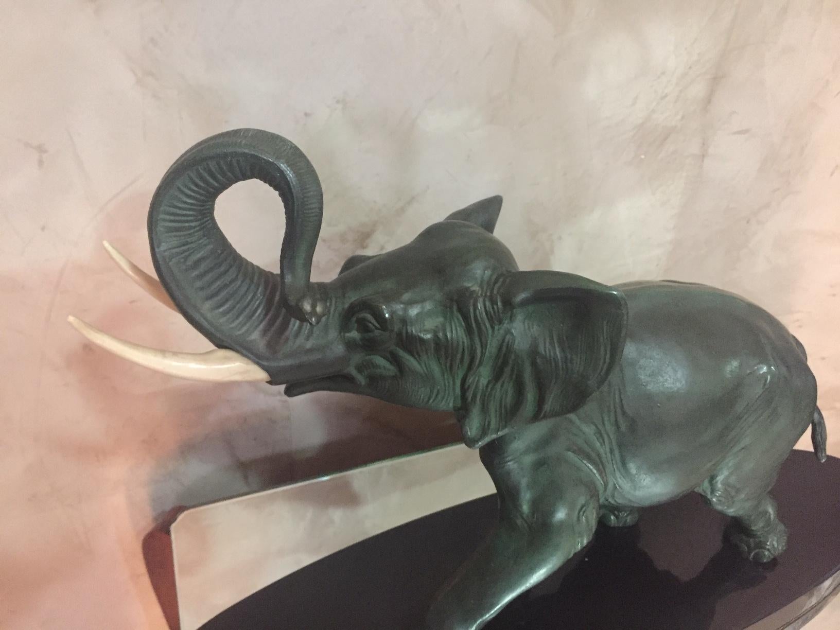 French 20th Century Spelter Elephant on Marble Base Ivory Defense, 1930s In Good Condition In LEGNY, FR