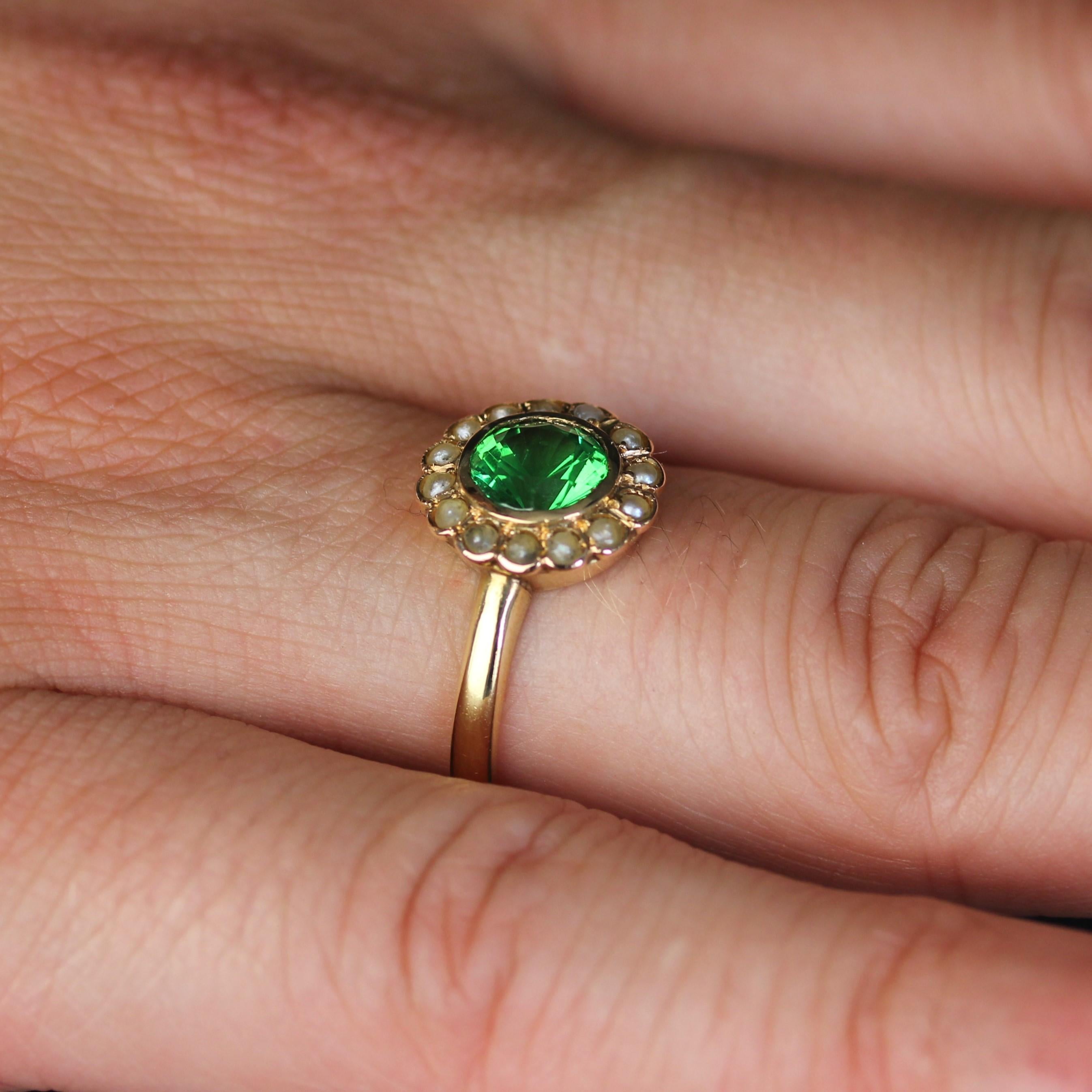 French 20th Century Tsavorite Green Garnet Fine Pearl 18 Karat Yellow Gold Ring For Sale 7