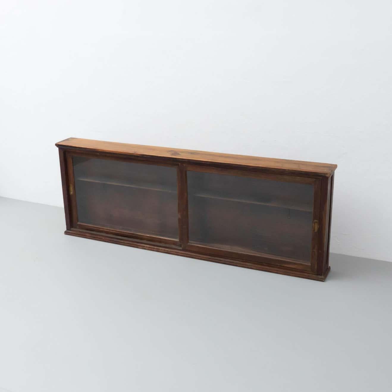 Mid-20th Century French, 20th Century, Vintage Glass and Wood Vitrine Showcase, circa 1950 For Sale