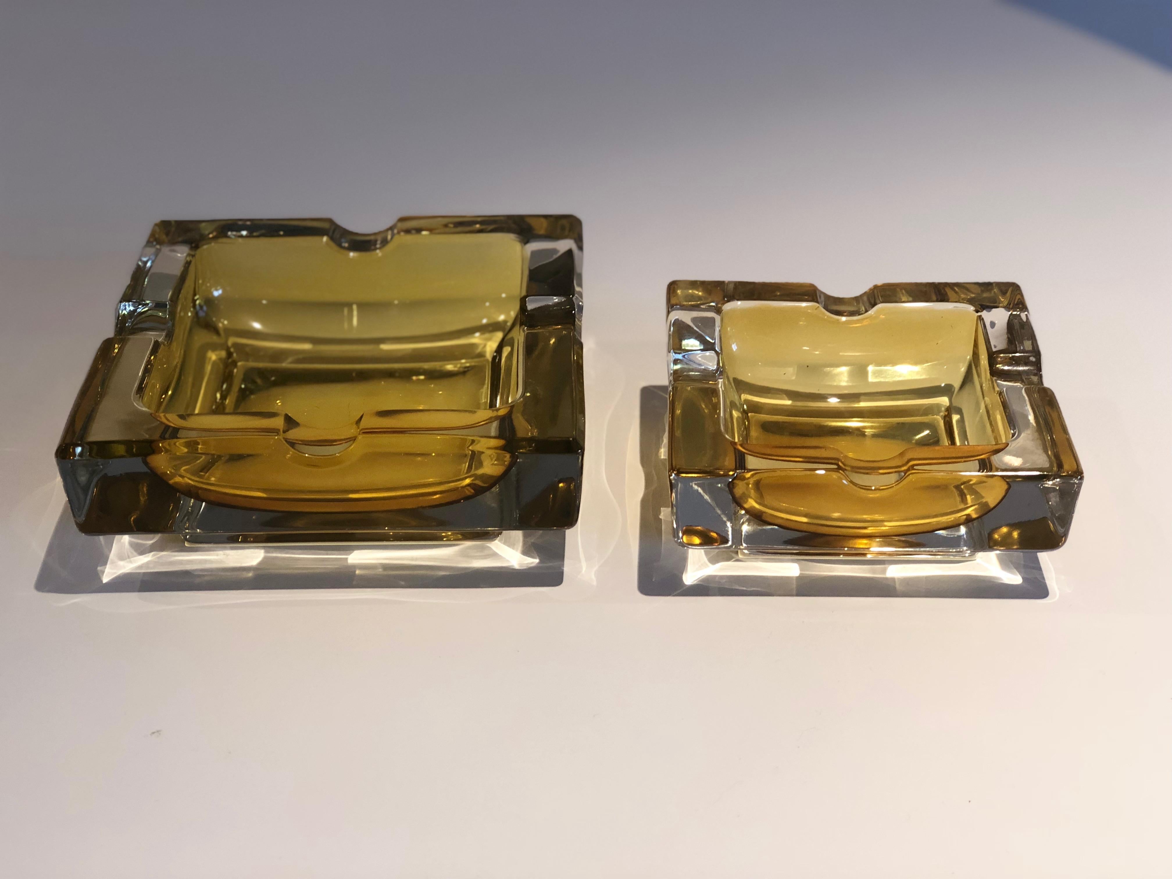 French 20th Century Vintage Glass Ashtrays, Set of Two, 1950s 9