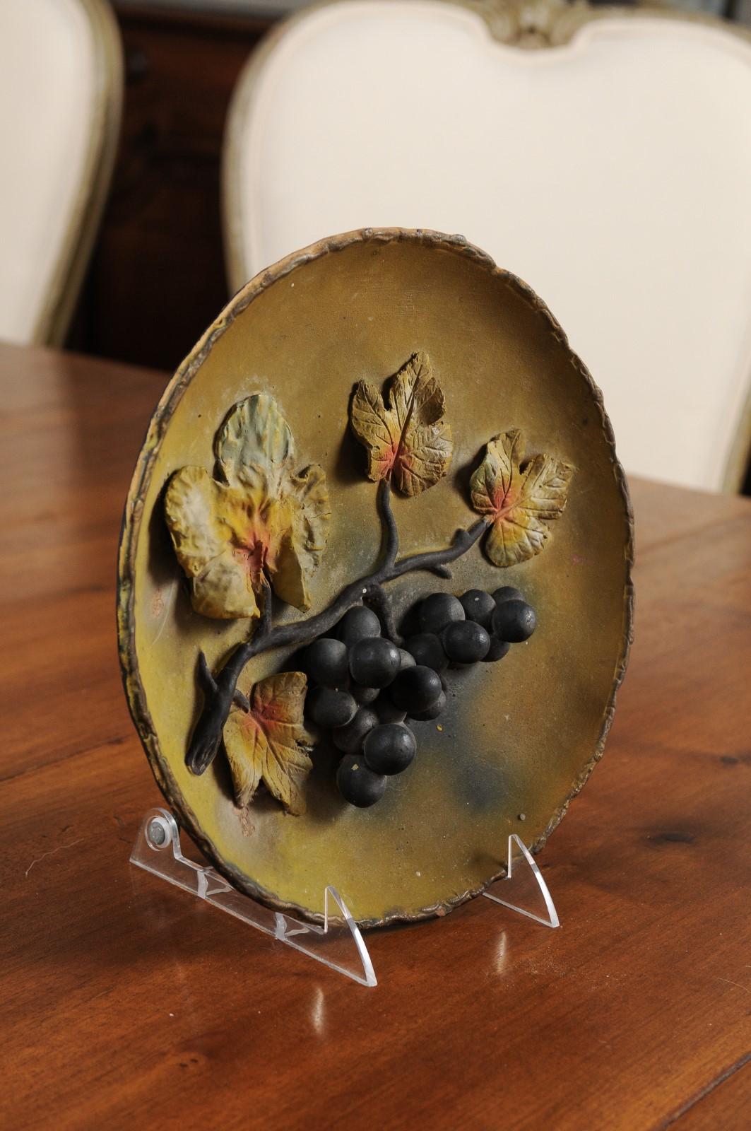 French 20th Century Wall Hanging Pottery Plate with Black Grapes Motifs For Sale 5