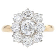 French, 2.17 Carats Diamonds 18 Karat Yellow Gold Platinum Daisy Ring