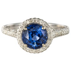 French 2.26 Carat Royal Blue Ceylon Sapphire Diamonds Ring