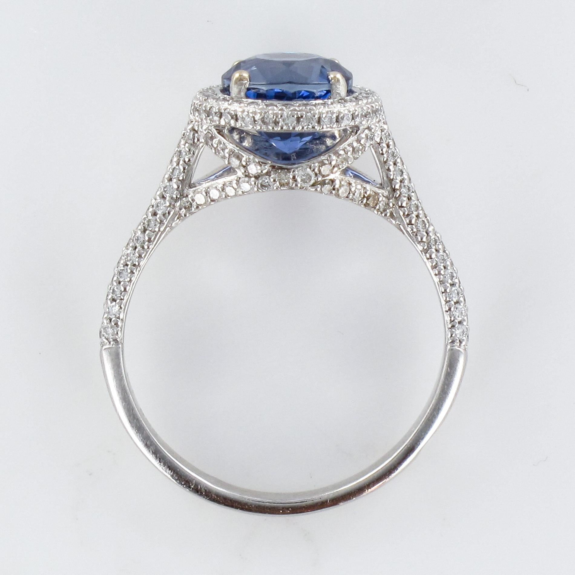 French 2.26 Carat Royal Blue Sri Lanka Certified Sapphire Diamonds Ring For Sale 10