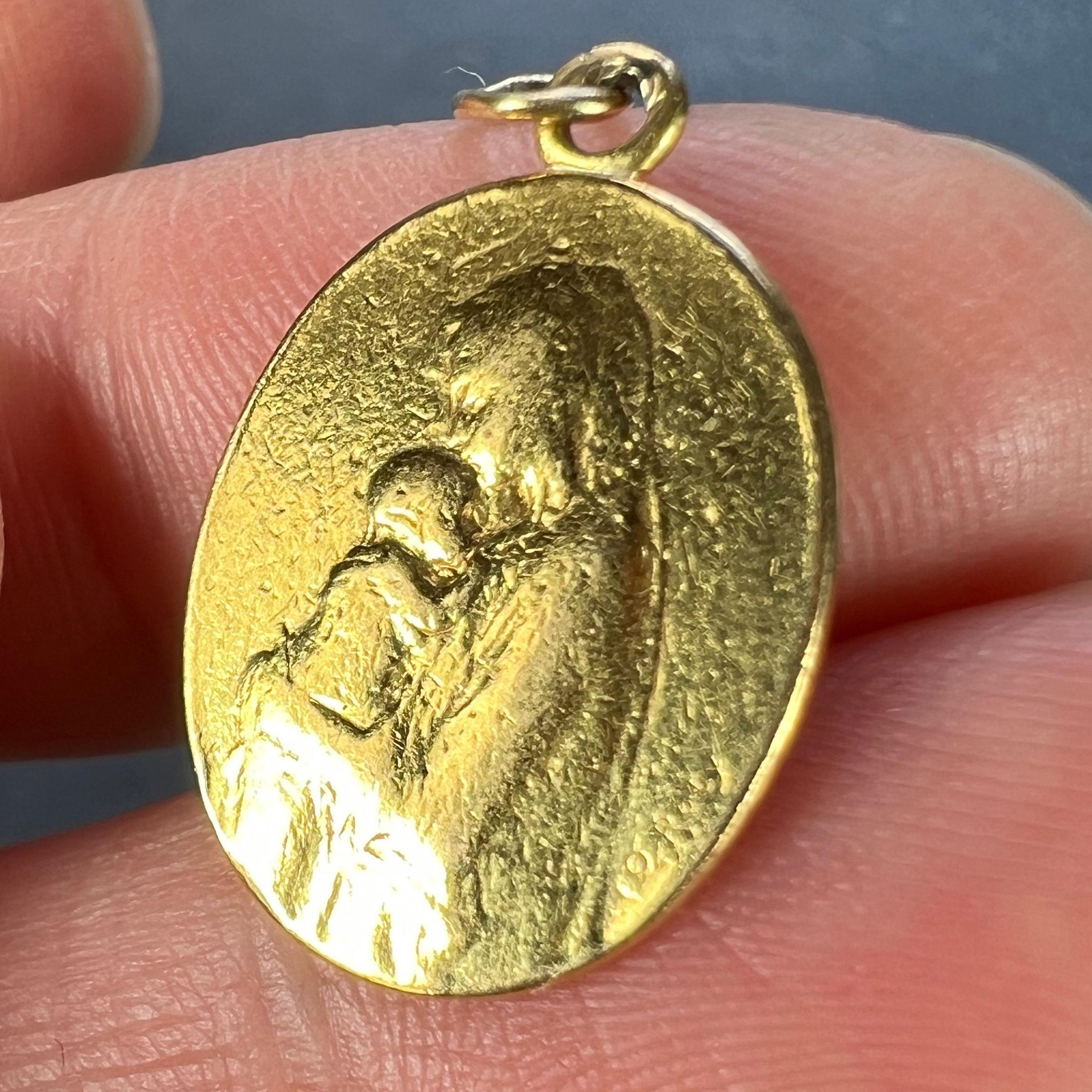 Women's or Men's French 22K Yellow Gold Oscar Roty Madonna and Child Charm Pendant