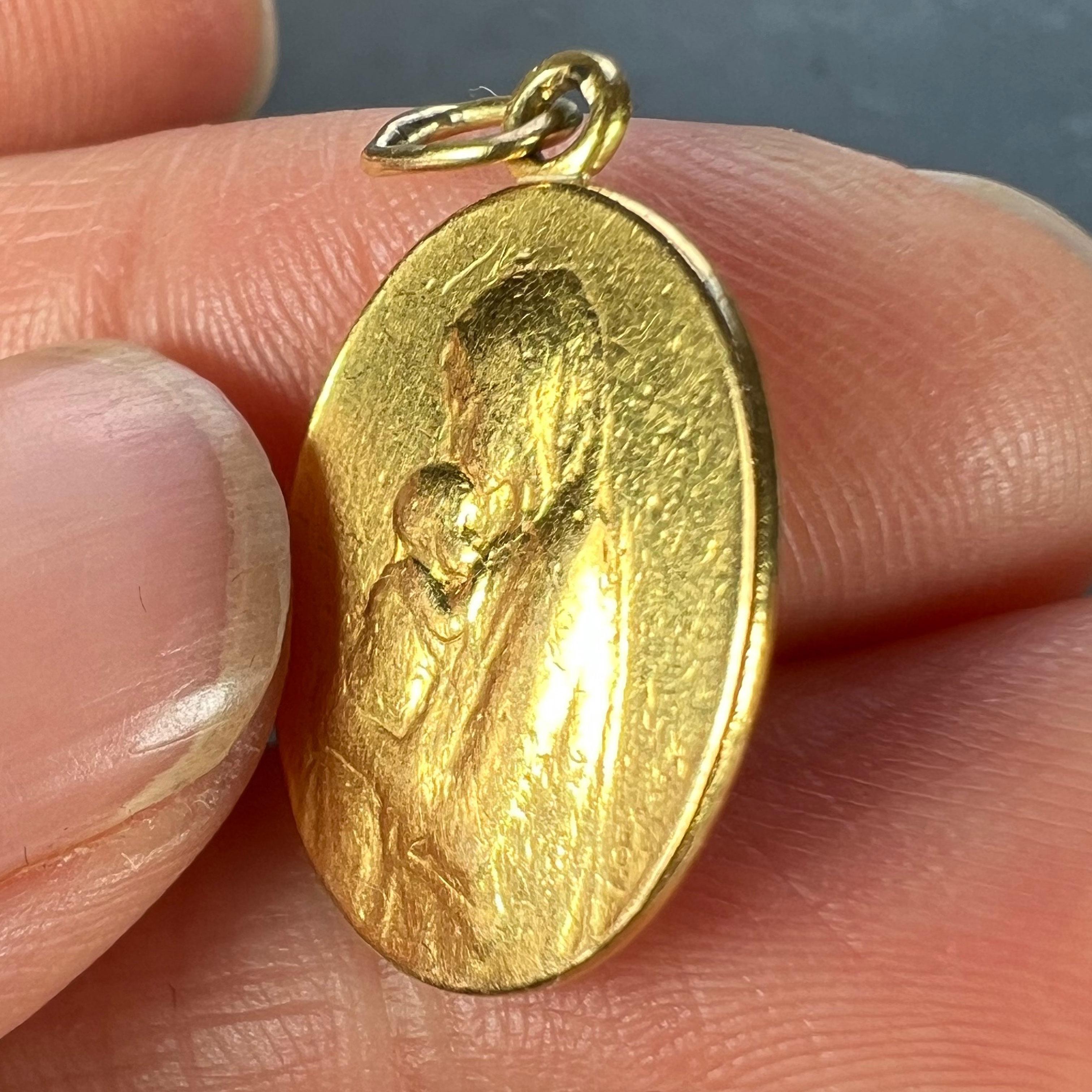 French 22K Yellow Gold Oscar Roty Madonna and Child Charm Pendant 2