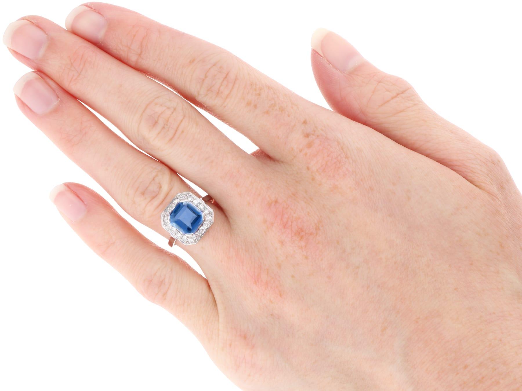 Französischer 2,38 Karat Ceylon Saphir und 0,30 Karat Diamant, 18k Weißgold Ring 4