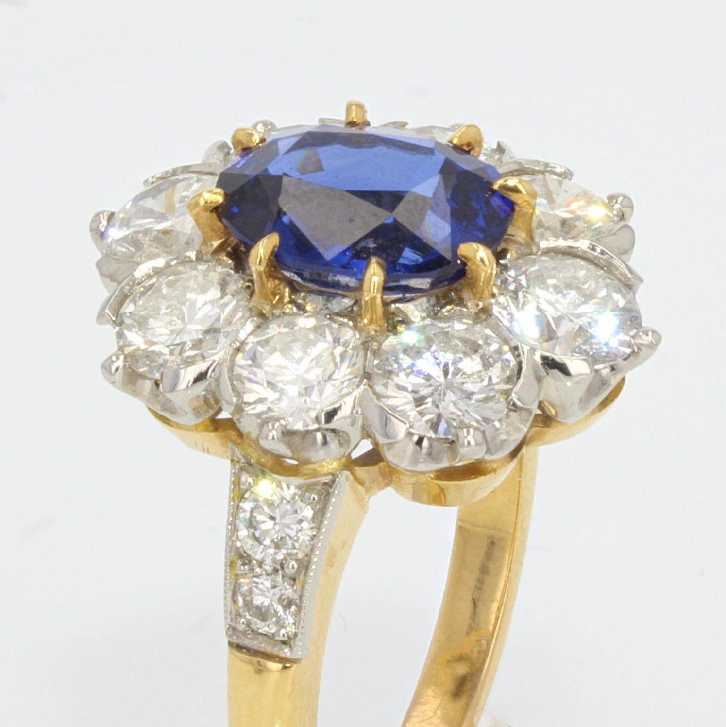 French 3.18 Carat Sapphire Diamonds 18 Karat Yellow Gold Platinum Daisy Ring 1