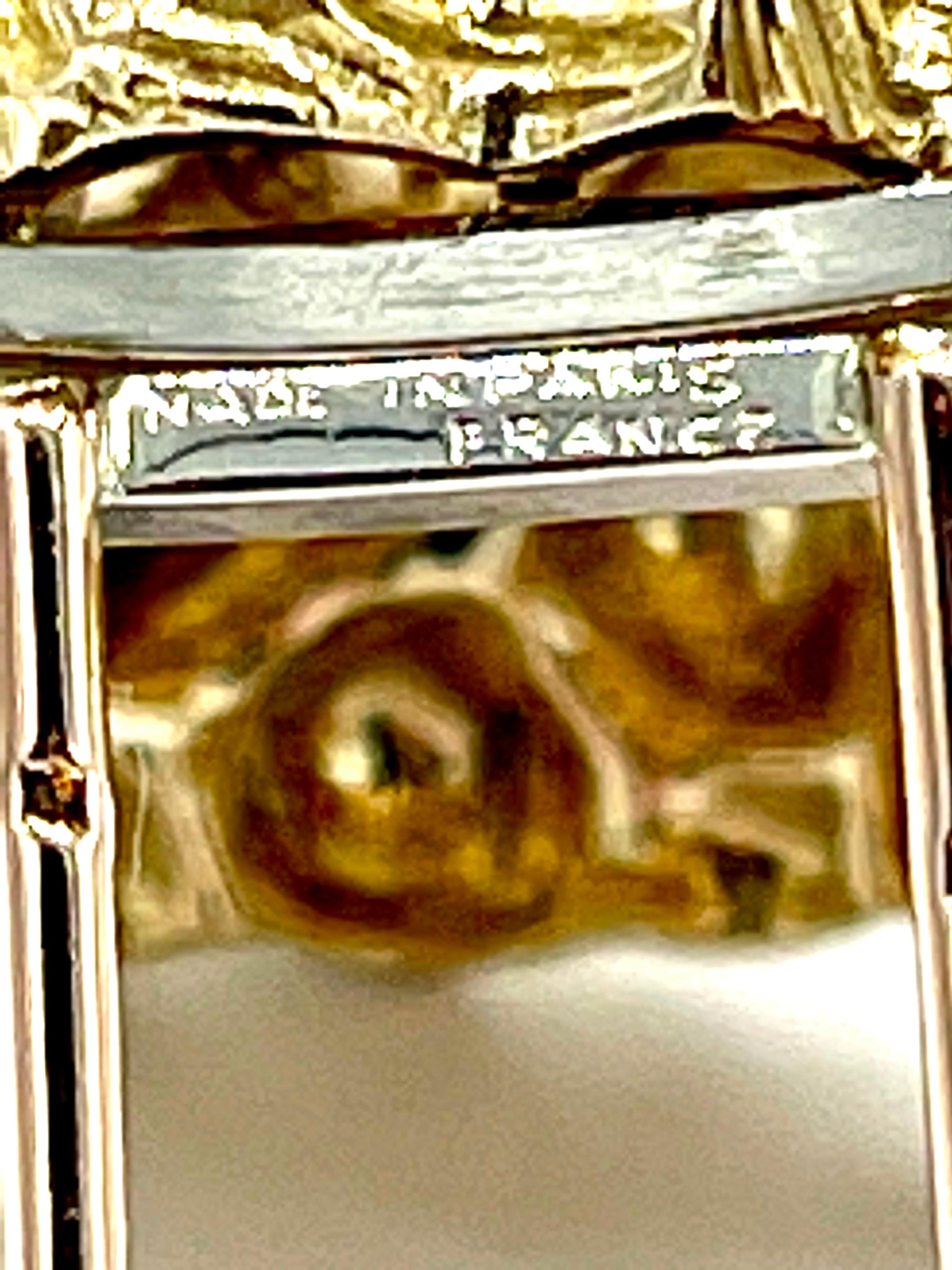 Taille ronde Broche florale française de 3,60 carats de diamants ronds et brillants en forme de dôme 18k en vente