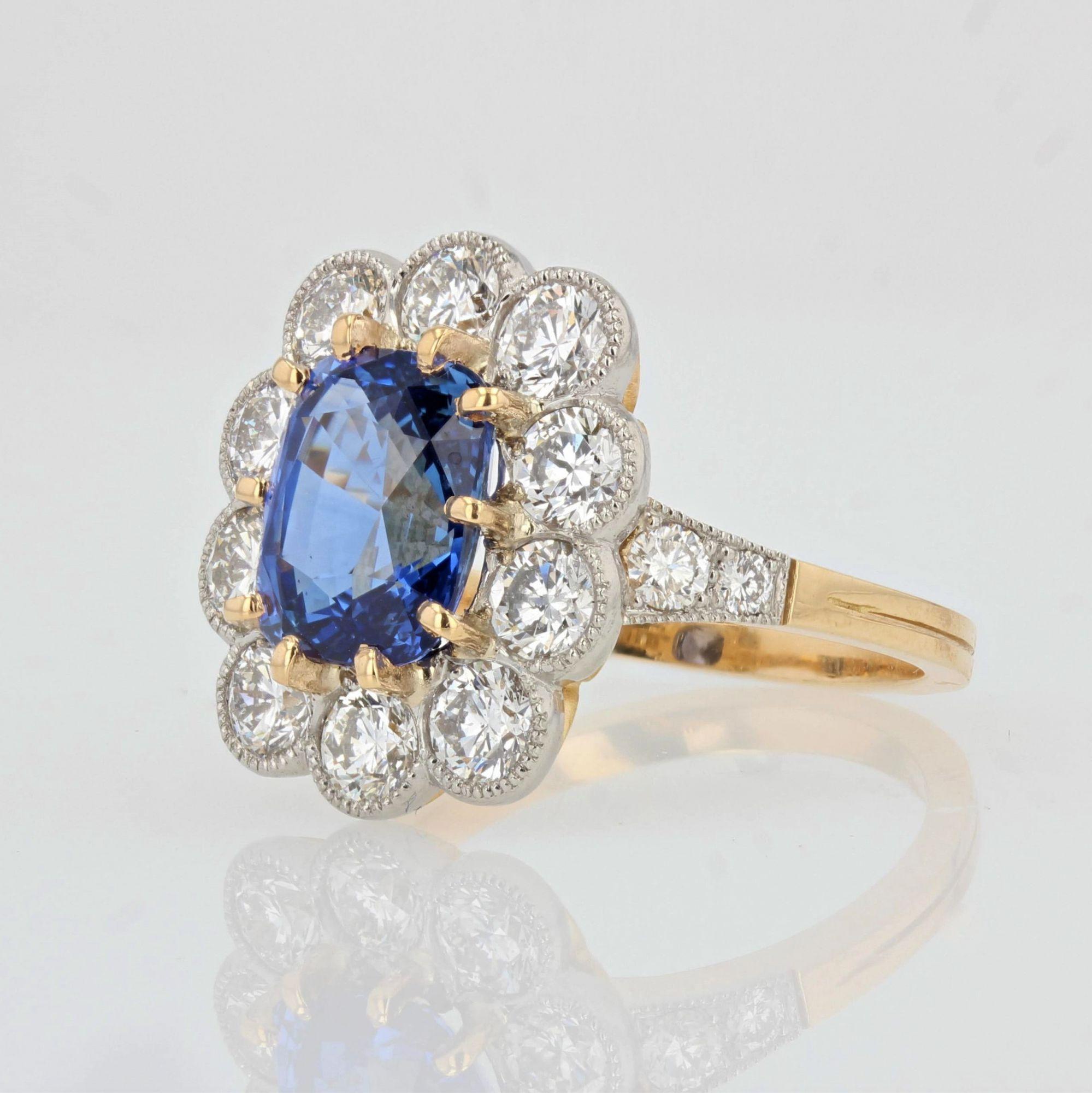Art Deco French 4.04 Carat Sapphire Diamonds 18 Karat Yellow Gold Platinum Pompadour Ring For Sale