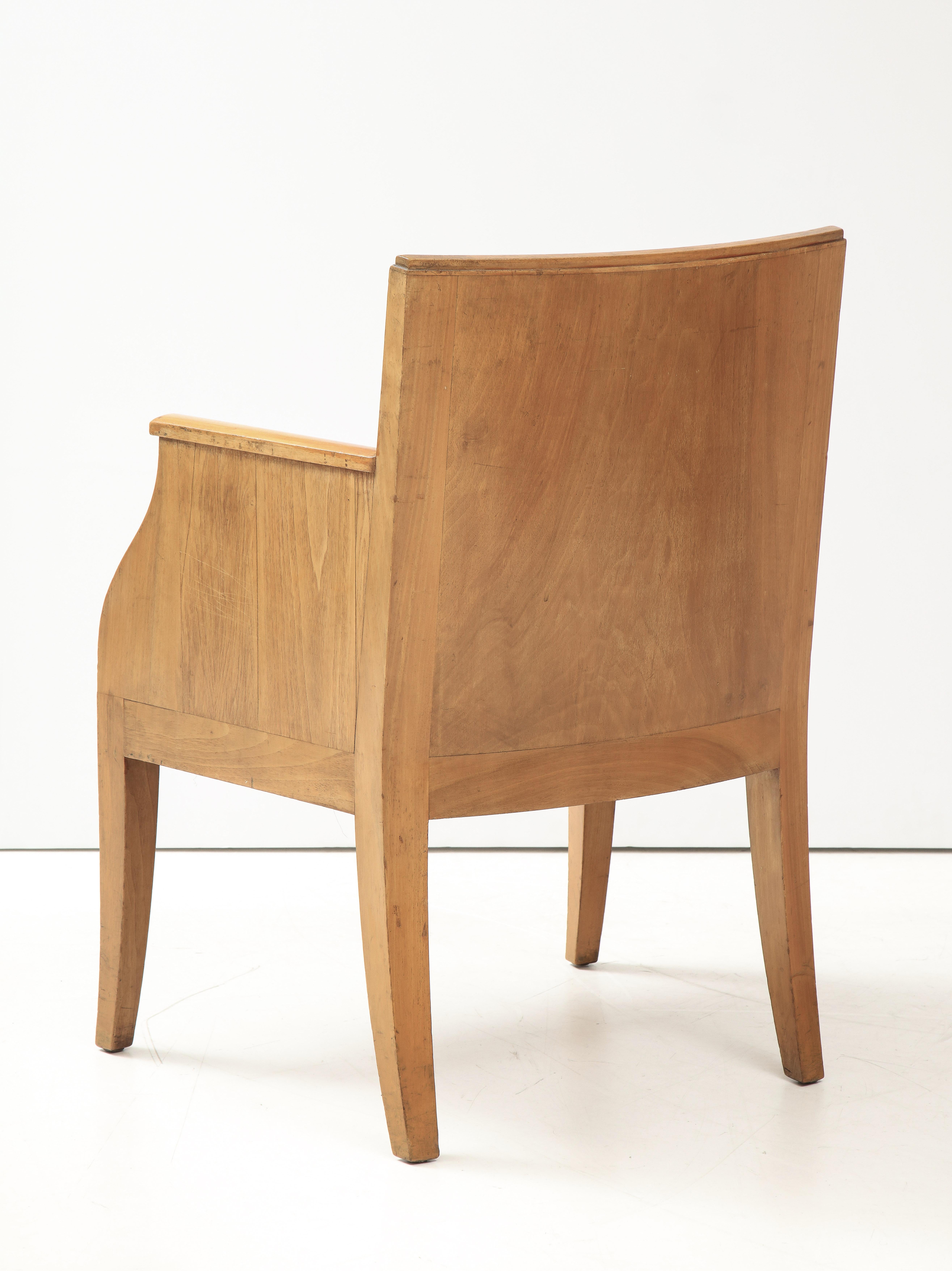 French 40’s Oak Chair with Original Brown Leather Seat, France, c. 1940 2