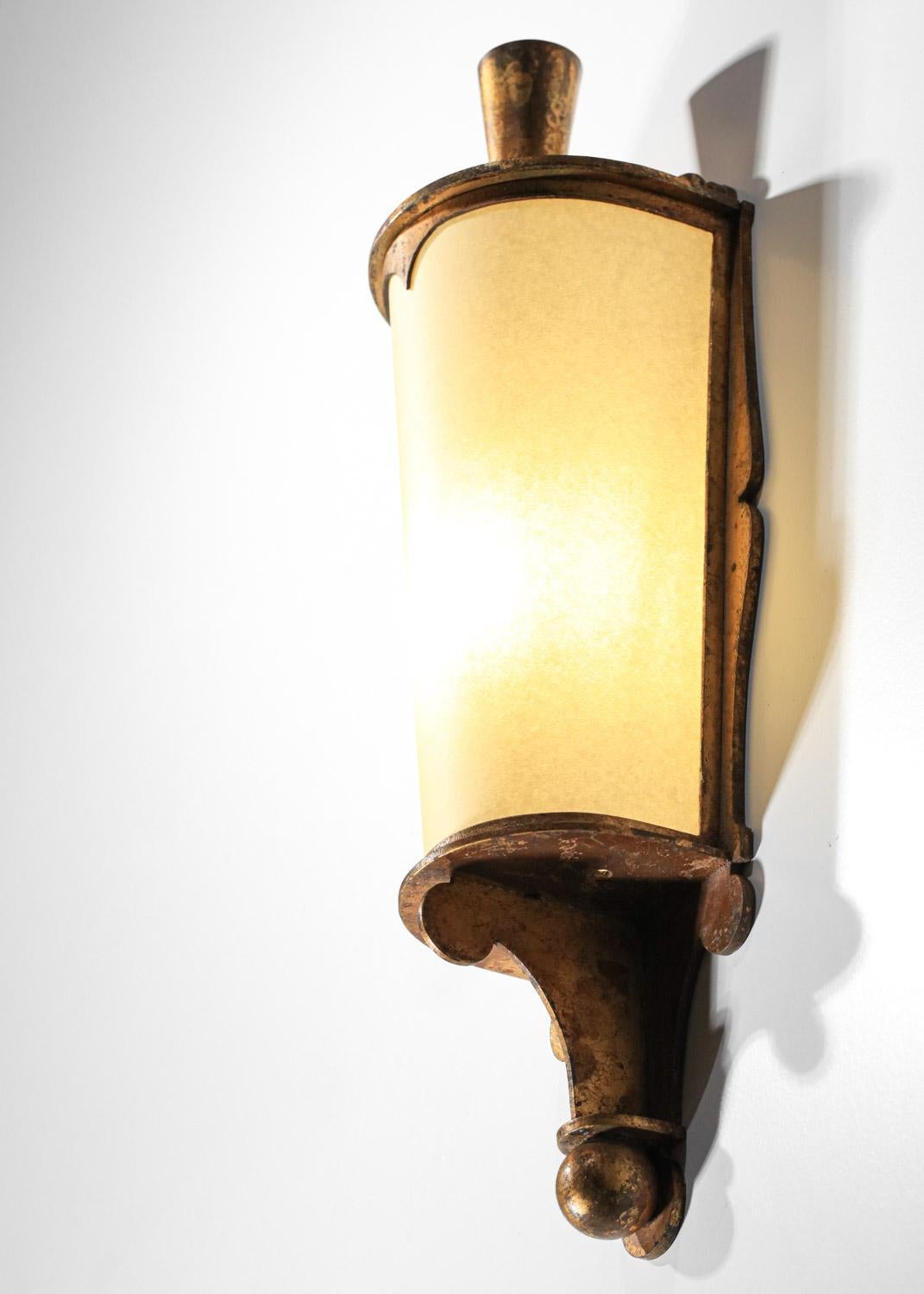 Metal French 40's wall light in gilded steel and paper diffuser For Sale