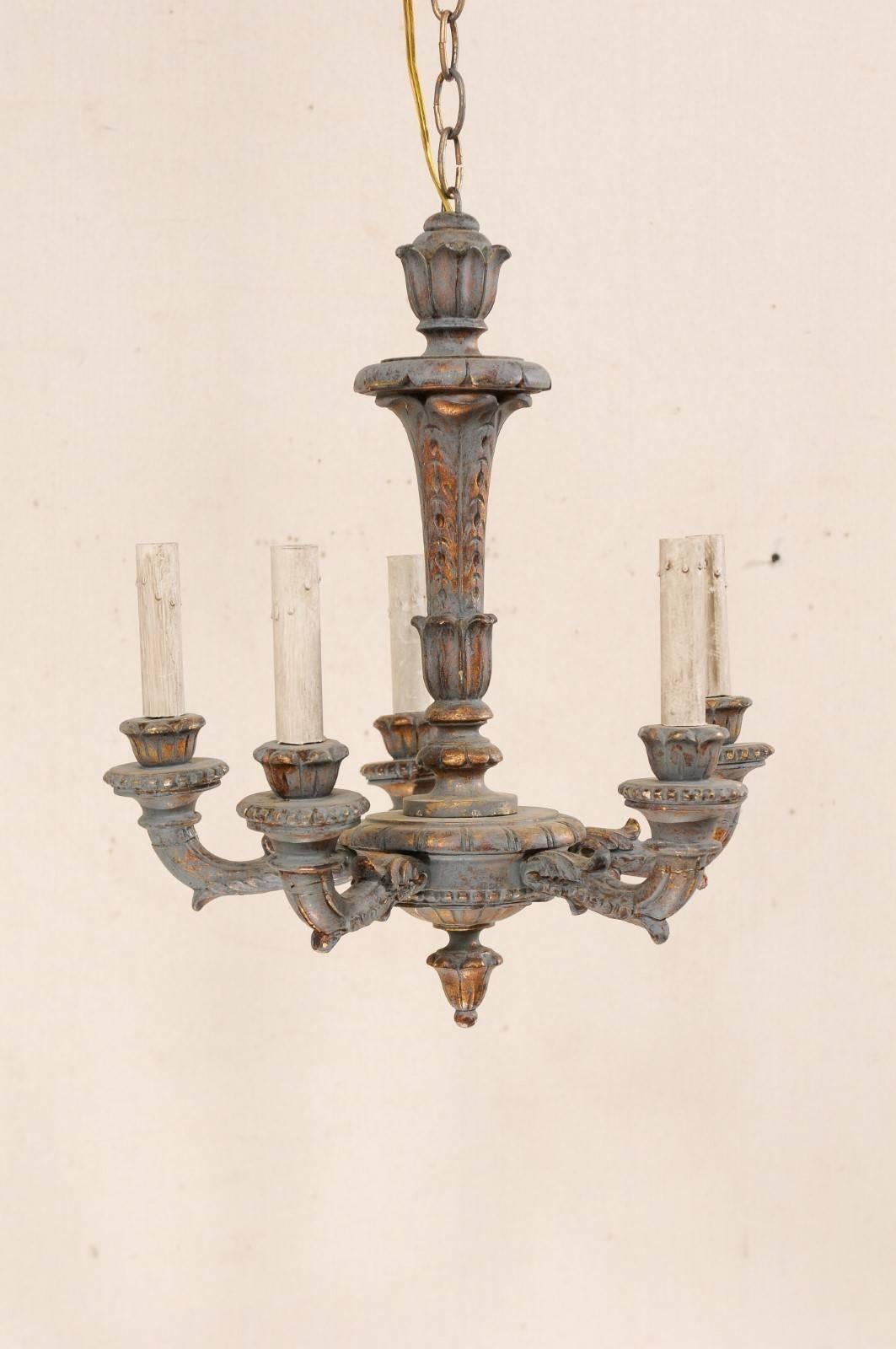 20th Century French 5-Light Painted and Carved Wood Chandelier in Grey-Blue with Gold Accents