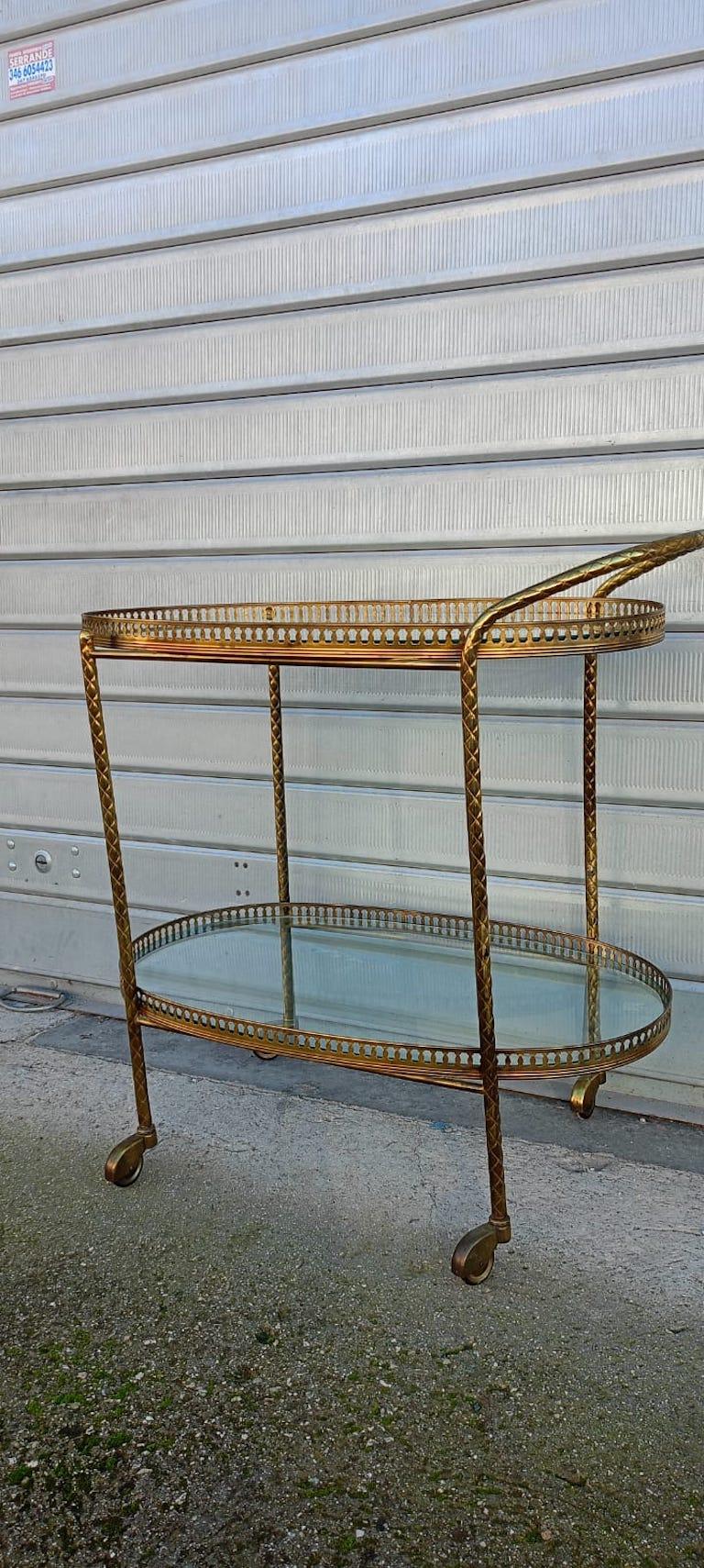 Néoclassique Chariot français des années 50 en laiton attribué à la Maison Jansen en vente