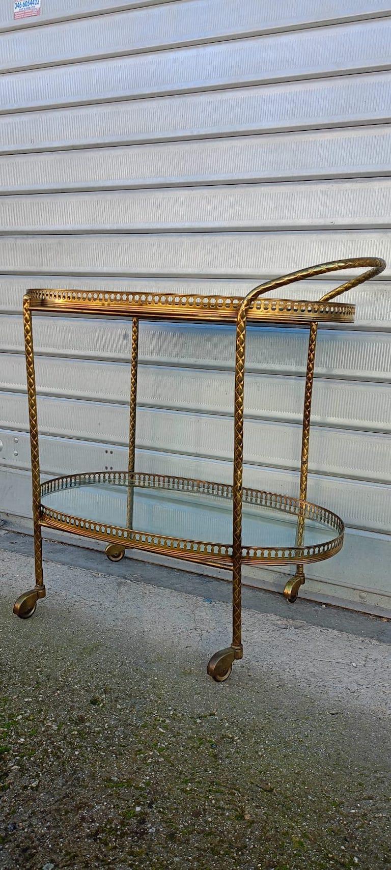 Français Chariot français des années 50 en laiton attribué à la Maison Jansen en vente