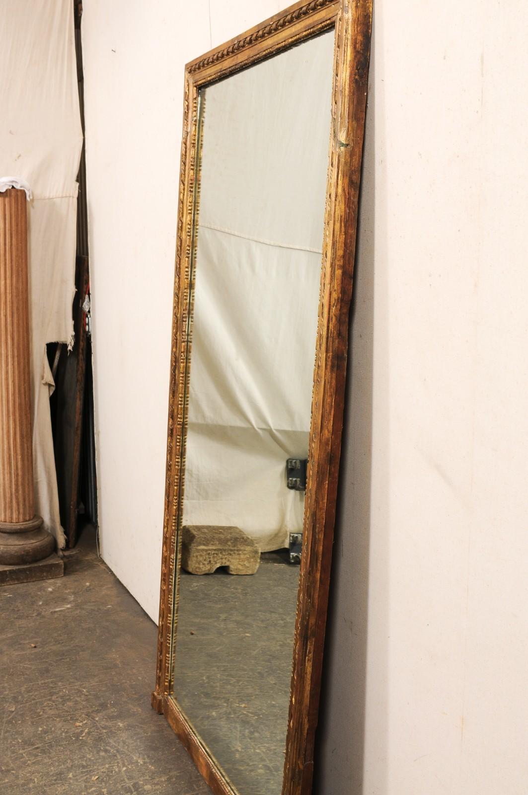 Francés 7 Pies Espejo alto dorado con adornos bellamente tallados, S. XIX en venta 3