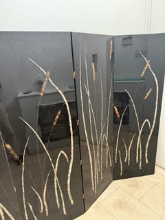 French 70’s Screen In Black Lacquer And Mother-Perls