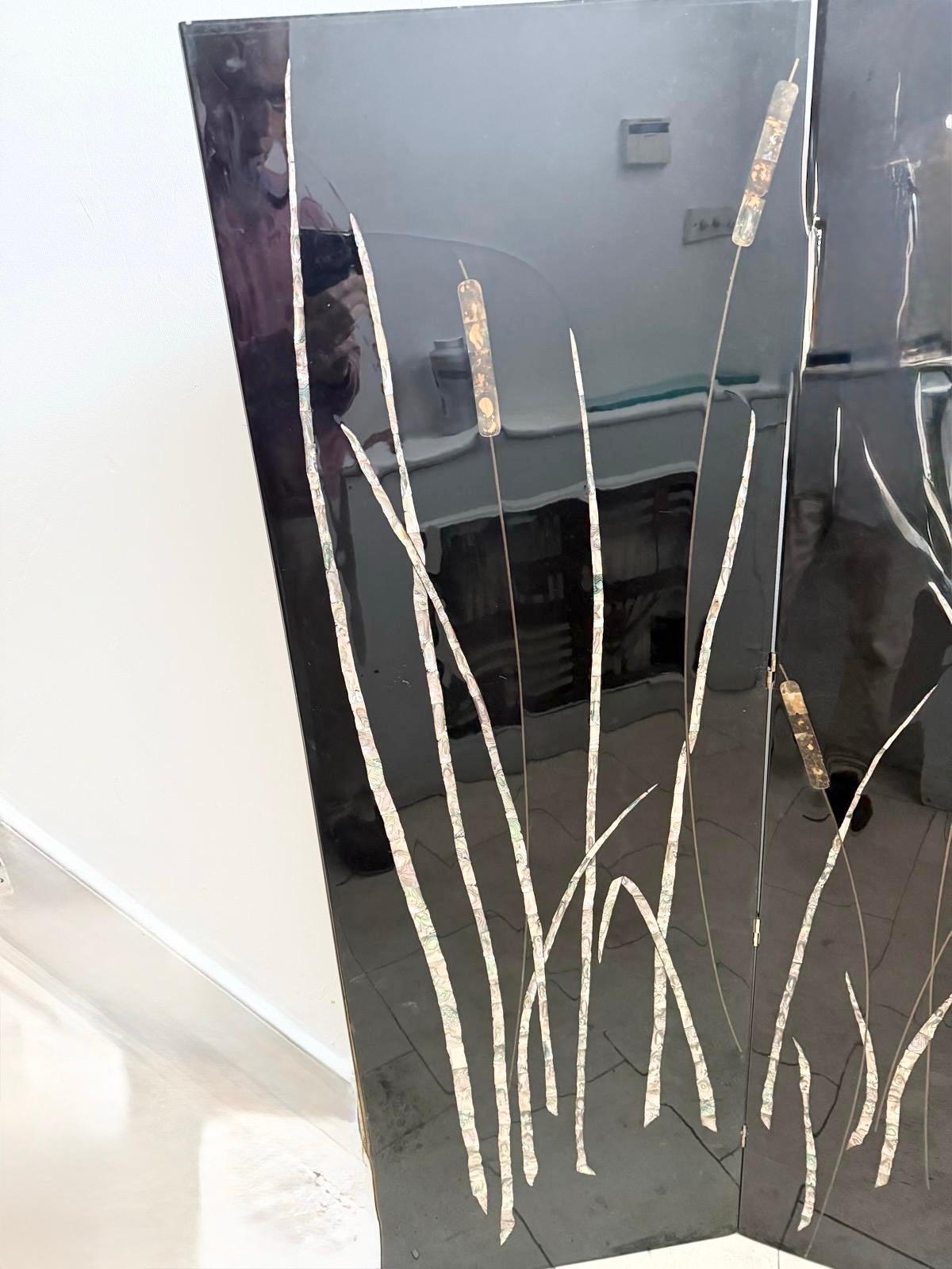 French 70’s Screen In Black Lacquer And Mother-Perls In Good Condition For Sale In London, GB