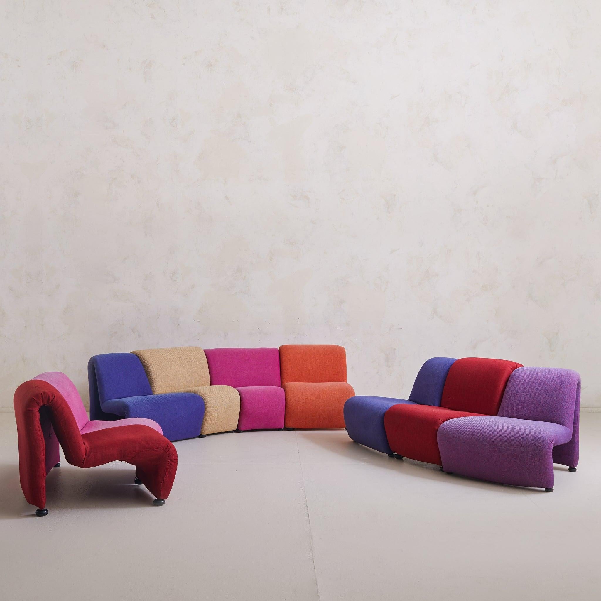 French 9-Piece Serpentine Sectional Sofa Attributed to Étienne Fermigier, 1970s In Fair Condition For Sale In Chicago, IL